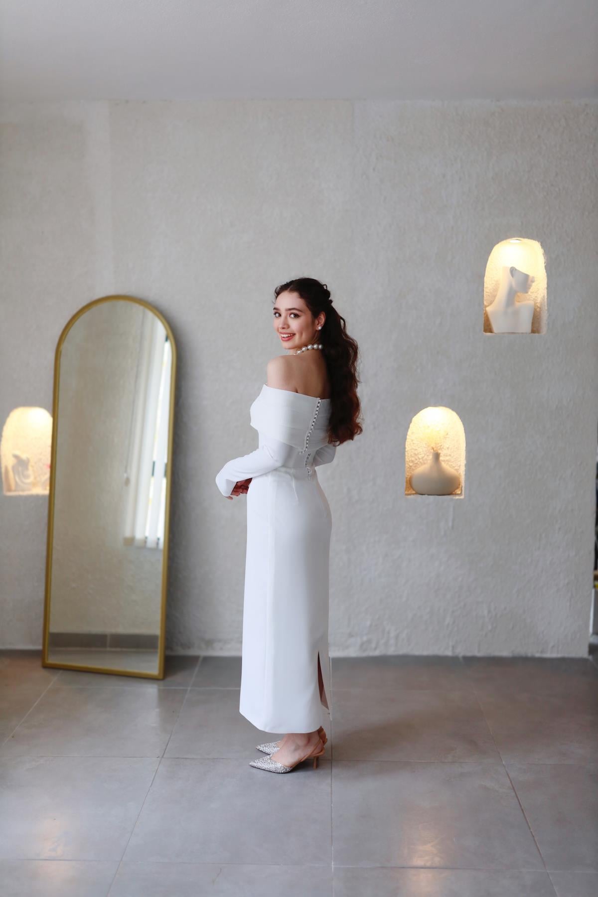 TheElsa | Kişiye Özel Üretim Abiye Elbise | Leyla Beyaz Özel Tasarım Kalem ElbiseÖZEL ÜRETİM ELBİSELeyla Beyaz Özel Tasarım Kalem Nikah Nişan Elbisesi