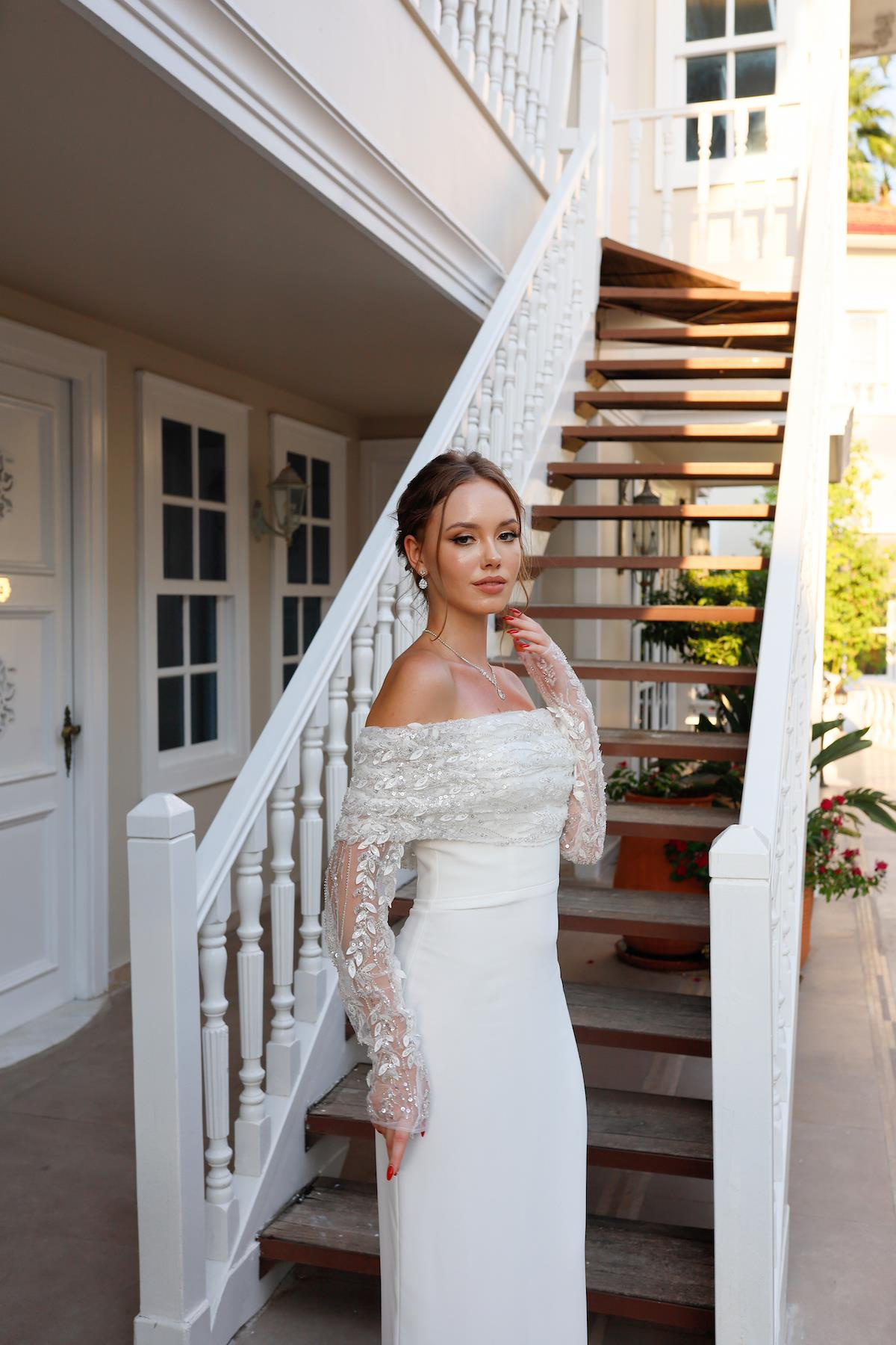 TheElsa | Personalized Evening Dress | Linda White Special Design Lace Detailed Pencil Wedding Engagement DressÖZEL ÜRETİM ELBİSELinda White Special Design Lace Detailed Pencil Wedding Engagement Dress