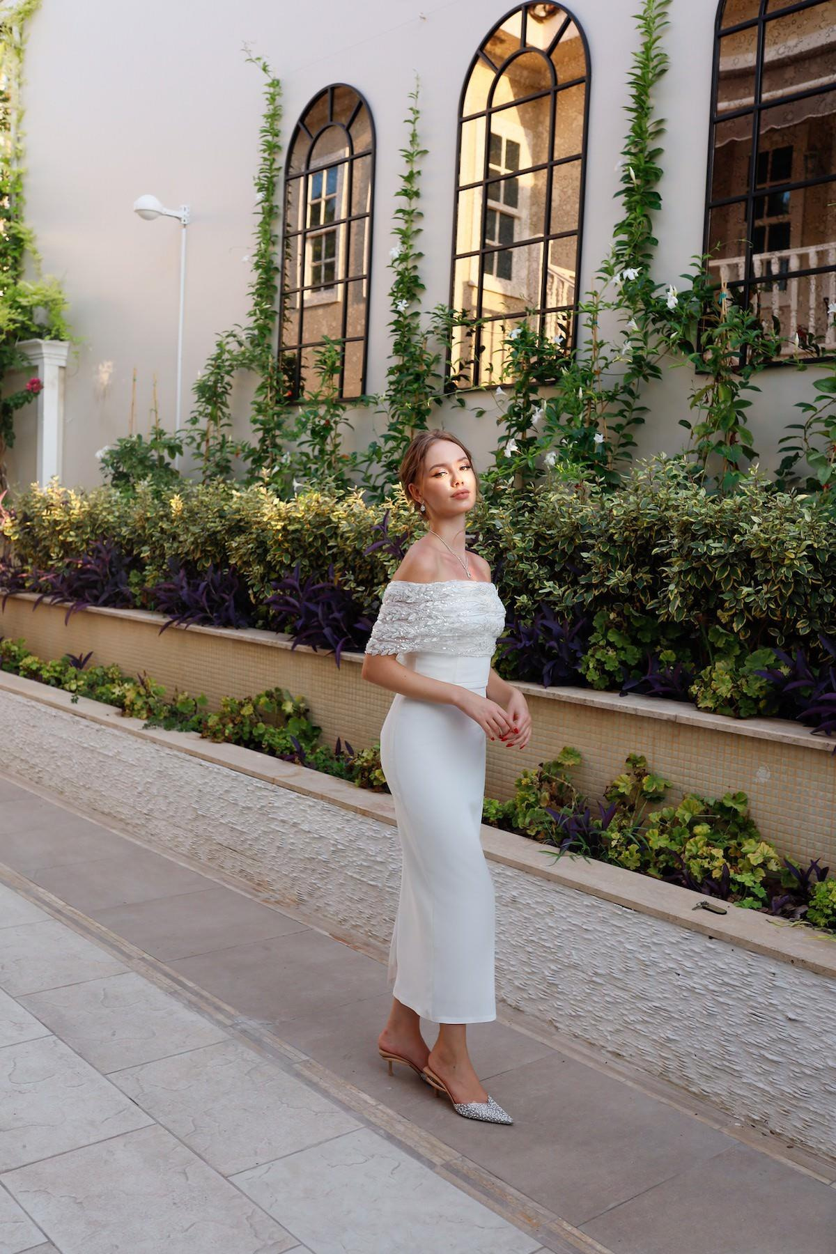 TheElsa | Personalized Evening Dress | Linda White Special Design Lace Detailed Pencil Wedding Engagement DressÖZEL ÜRETİM ELBİSELinda White Special Design Lace Detailed Pencil Wedding Engagement Dress