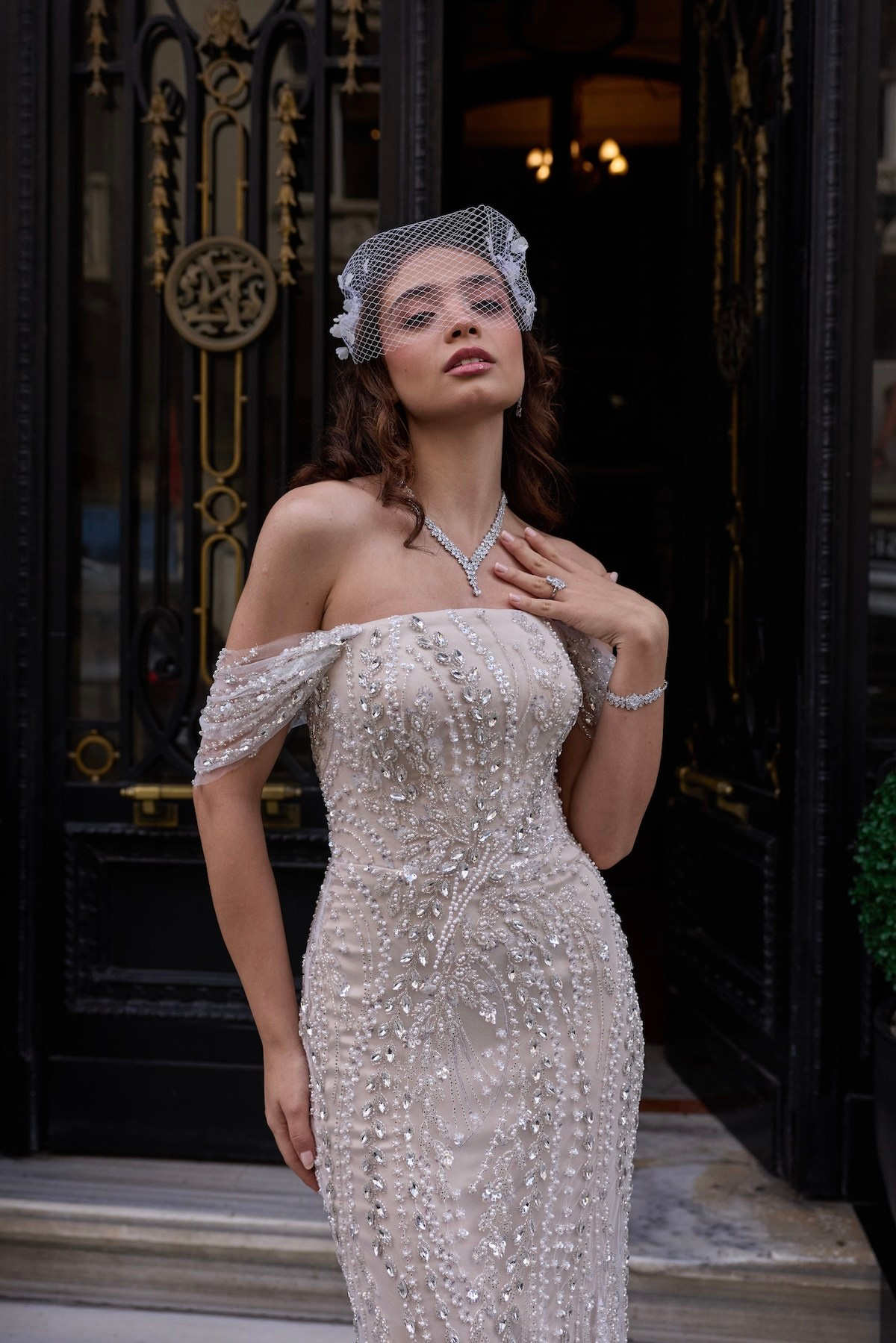 TheElsa | Liva Balık Bej Beyaz Dantel Nikah Nişan Söz ElbisesiBEYAZ DANTEL ELBİSELERLiva Balık Bej Beyaz Dantel Nikah Nişan Söz Elbisesi