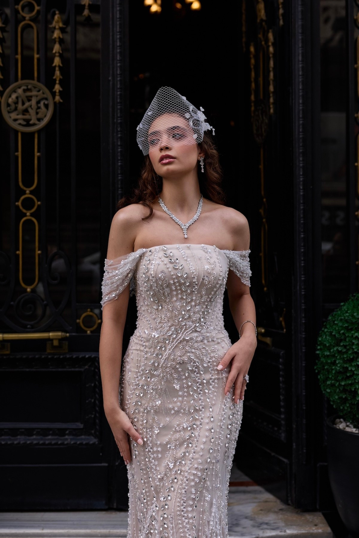 TheElsa | Liva Balık Bej Beyaz Dantel Nikah Nişan Söz ElbisesiBEYAZ DANTEL ELBİSELERLiva Balık Bej Beyaz Dantel Nikah Nişan Söz Elbisesi