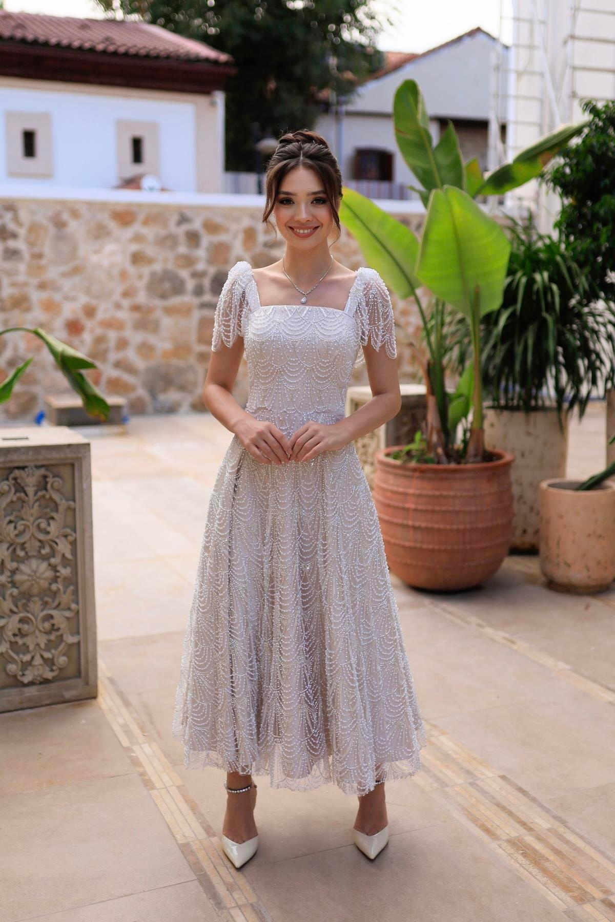 TheElsa | LUCIA DANTEL ELBİSELERLucia Özel Tasarım Nişan Abiye Elbise