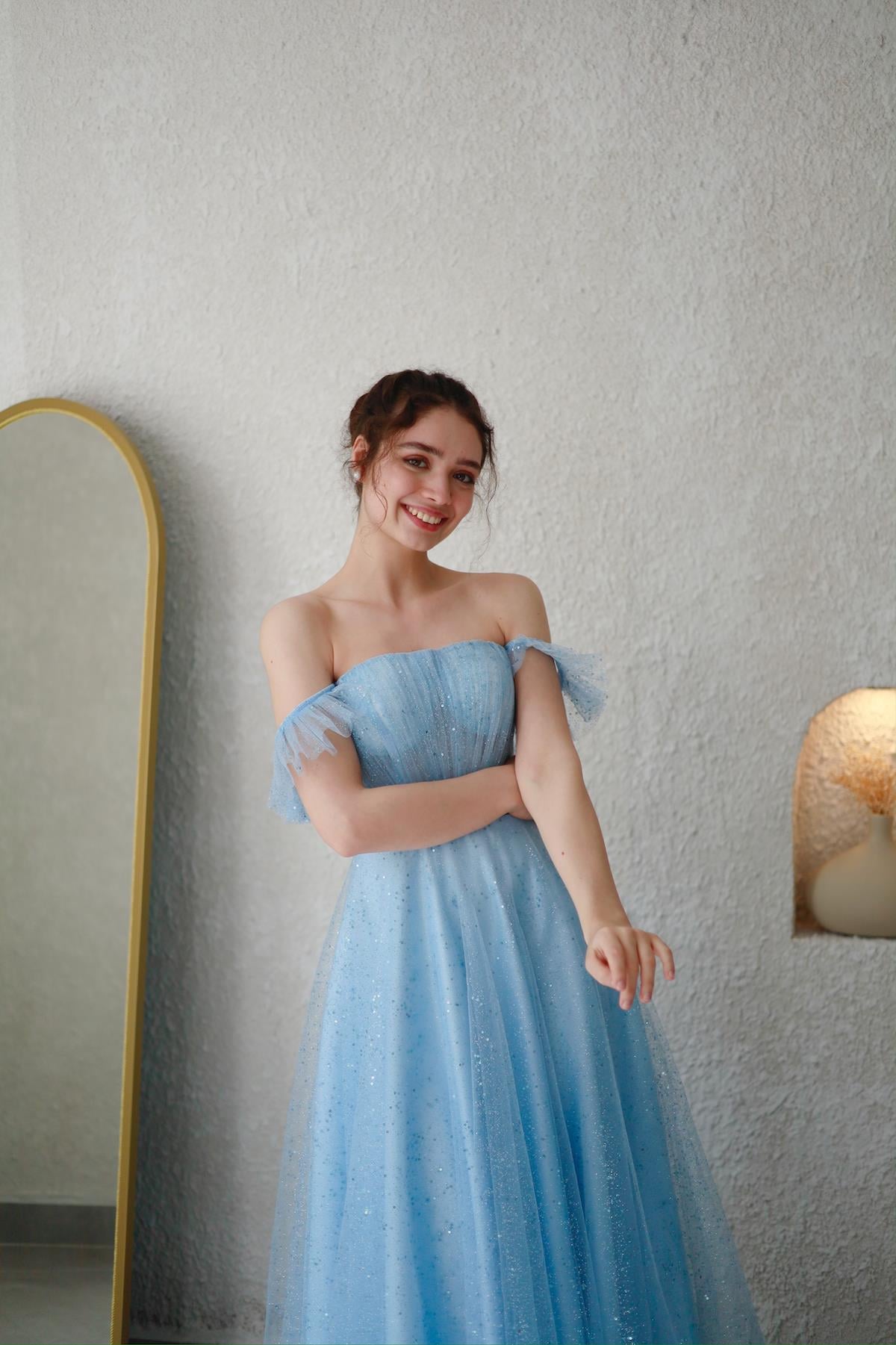 TheElsa | Kişiye Özel Üretim Abiye Elbise | Melissa Bebek Mavi Özel Tasarım Simli Tül Abiye ElbiseÖZEL ÜRETİM ELBİSEMelissa Baby Blue Special Design Silvery Tulle Evening Dress