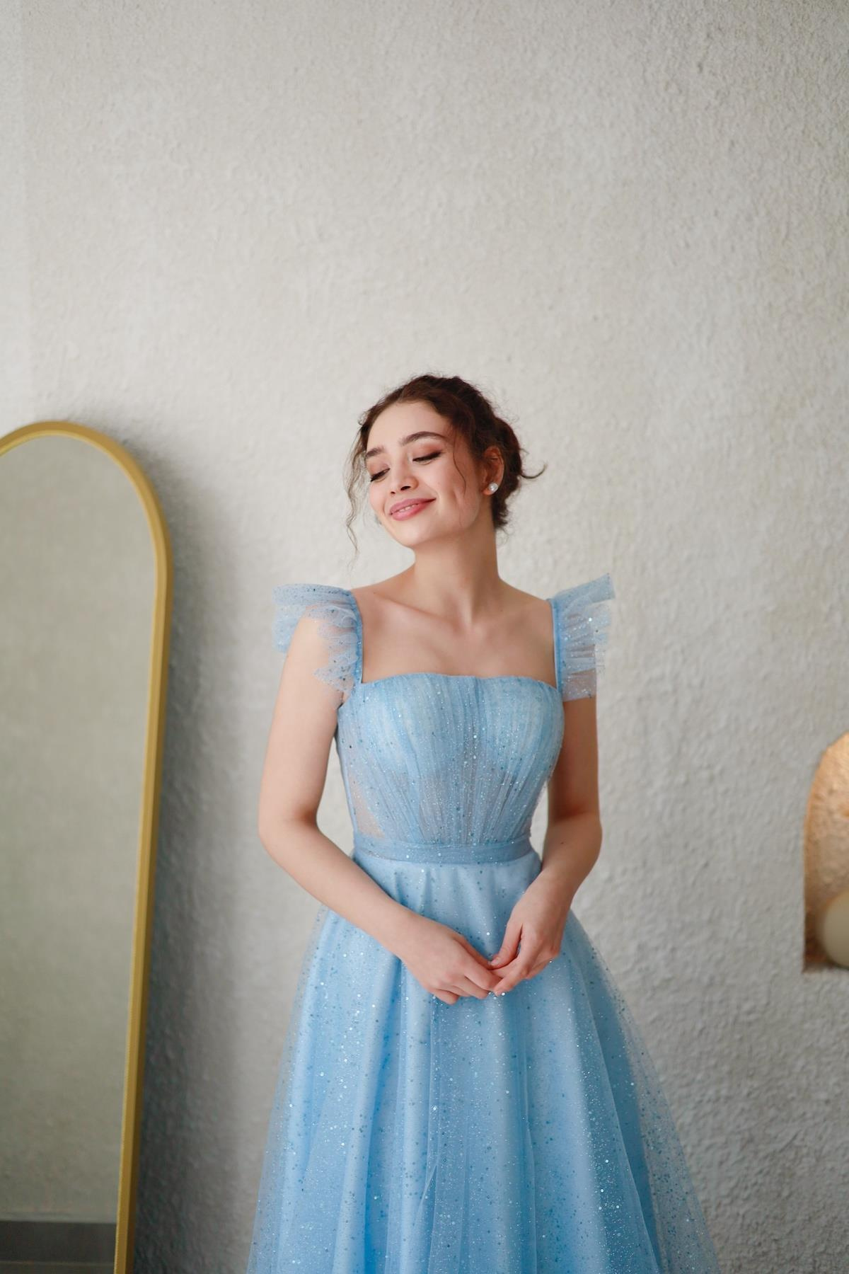 TheElsa | Kişiye Özel Üretim Abiye Elbise | Melissa Bebek Mavi Özel Tasarım Simli Tül Abiye ElbiseÖZEL ÜRETİM ELBİSEMelissa Baby Blue Special Design Silvery Tulle Evening Dress