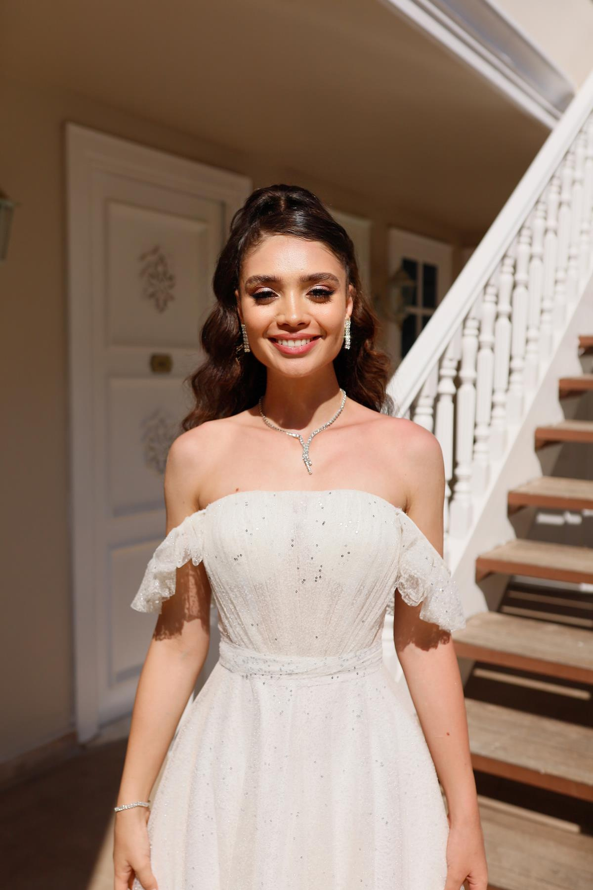 TheElsa | Kişiye Özel Üretim Abiye Elbise | Melissa Beyaz Özel Tasarım Simli Tül Abiye ElbiseÖZEL ÜRETİM ELBİSEMelissa White Special Design Silvery Tulle Evening Dress