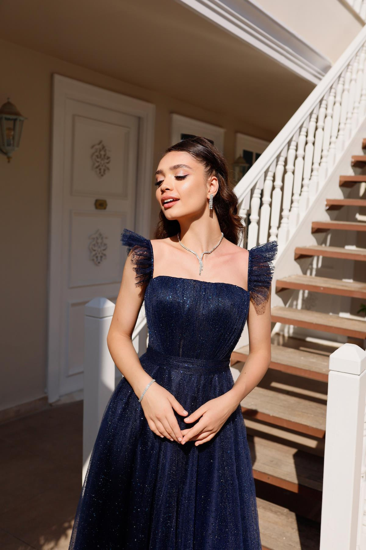 TheElsa | Kişiye Özel Üretim Abiye Elbise | Melissa Lacivert Özel Tasarım Simli Tül Abiye ElbiseÖZEL ÜRETİM ELBİSEMelissa Navy Blue Special Design Silvery Tulle Evening Dress
