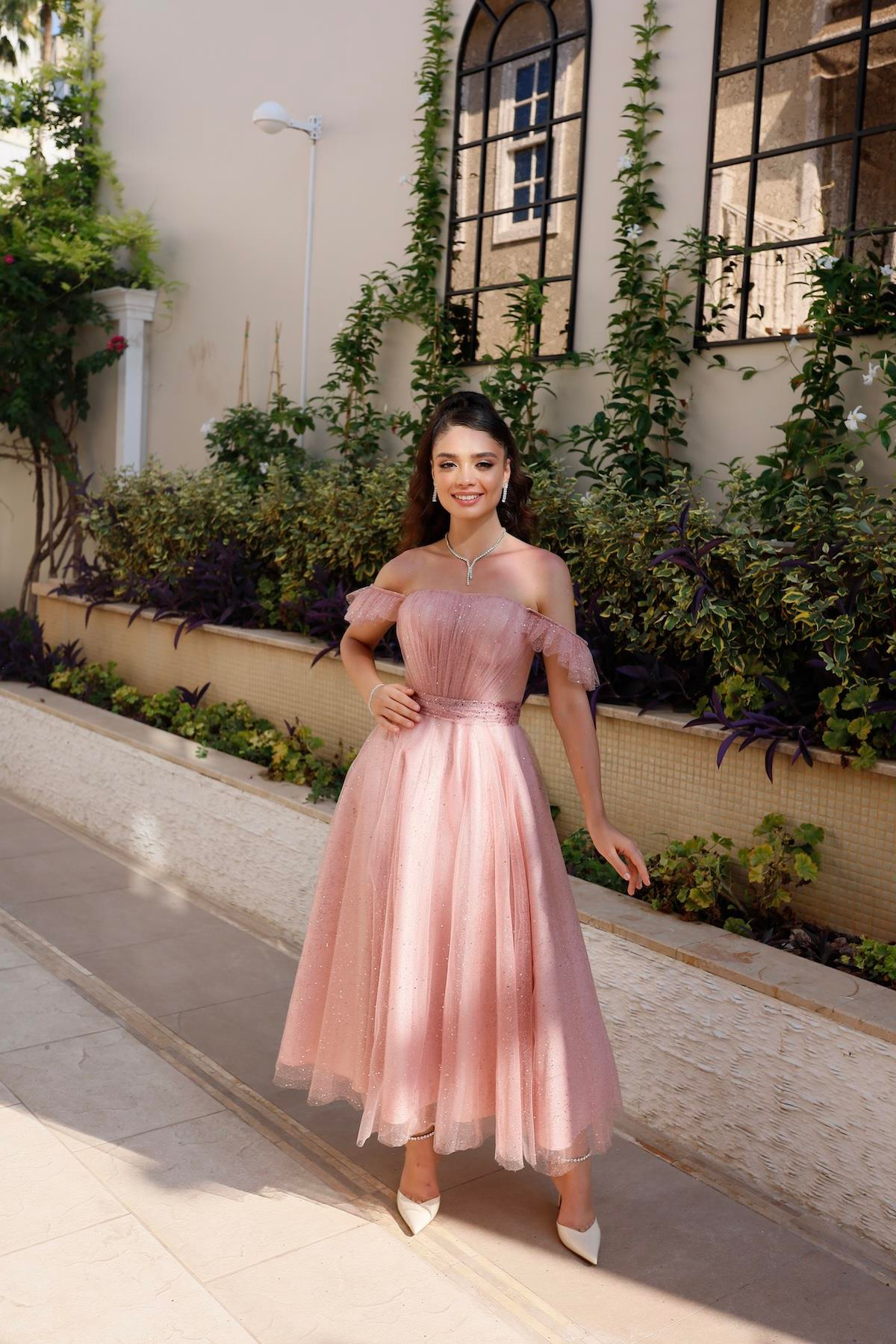 TheElsa | Kişiye Özel Üretim Abiye Elbise | Melissa Pudra Özel Tasarım Simli Tül Abiye ElbiseÖZEL ÜRETİM ELBİSEMelissa Powder Special Design Silvery Tulle Evening Dress