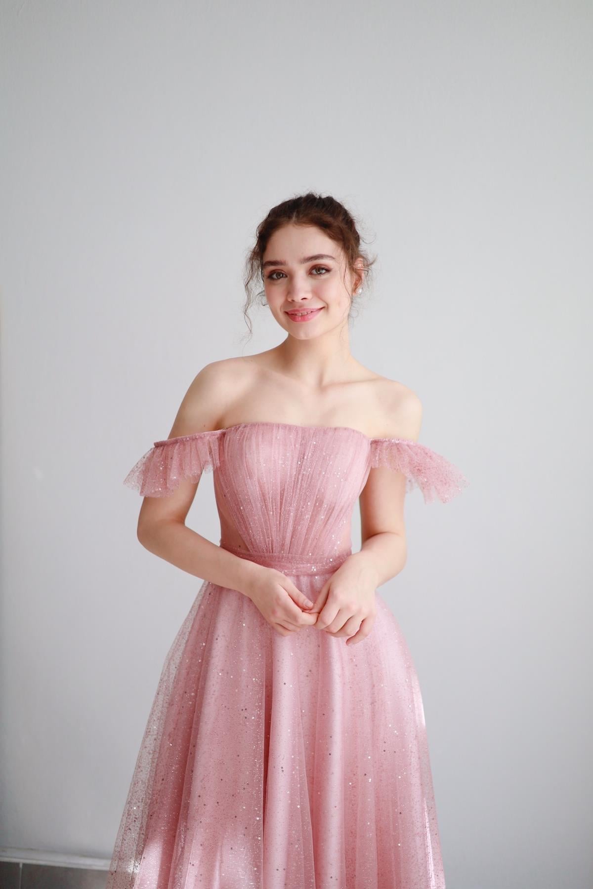 TheElsa | Kişiye Özel Üretim Abiye Elbise | Melissa Pudra Özel Tasarım Simli Tül Abiye ElbiseÖZEL ÜRETİM ELBİSEMelissa Powder Special Design Silvery Tulle Evening Dress