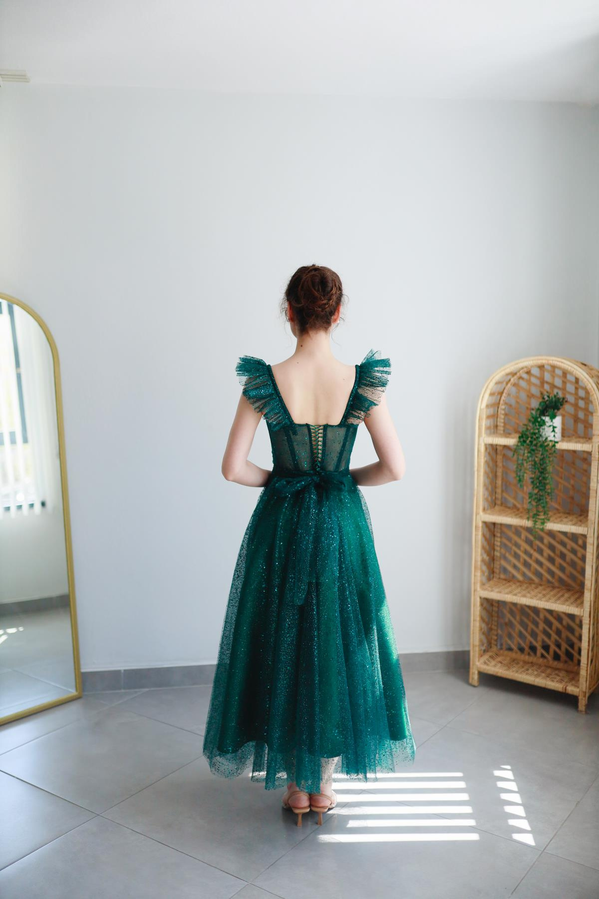 TheElsa | Kişiye Özel Üretim Abiye Elbise | Melissa Zümrüt Yeşili Özel Tasarım Simli Tül Abiye ElbiseÖZEL ÜRETİM ELBİSEMelissa Emerald Green Special Design Silvery Tulle Evening Dress