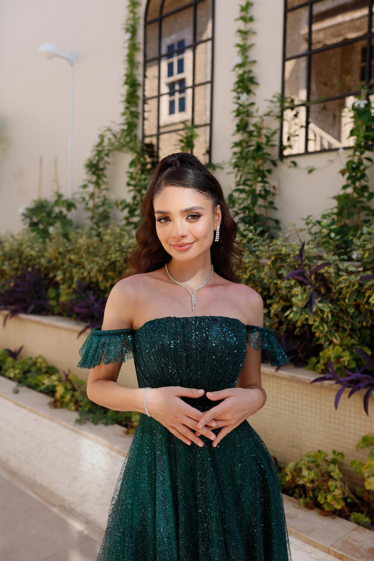 TheElsa | Kişiye Özel Üretim Abiye Elbise | Melissa Zümrüt Yeşili Özel Tasarım Simli Tül Abiye ElbiseÖZEL ÜRETİM ELBİSEMelissa Emerald Green Special Design Silvery Tulle Evening Dress