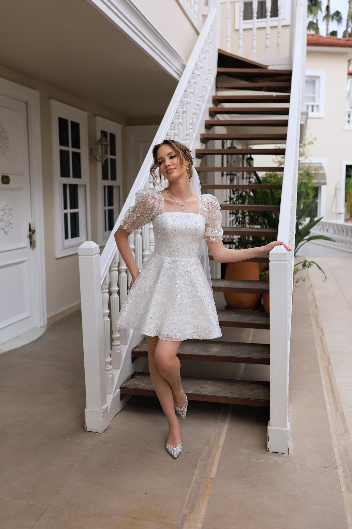 TheElsa | AFTER | Miranda Mini Dantel After Tasarım ElbiseAFTER KOLEKSİYONUMiranda Mini Dantel After Tasarım Elbise