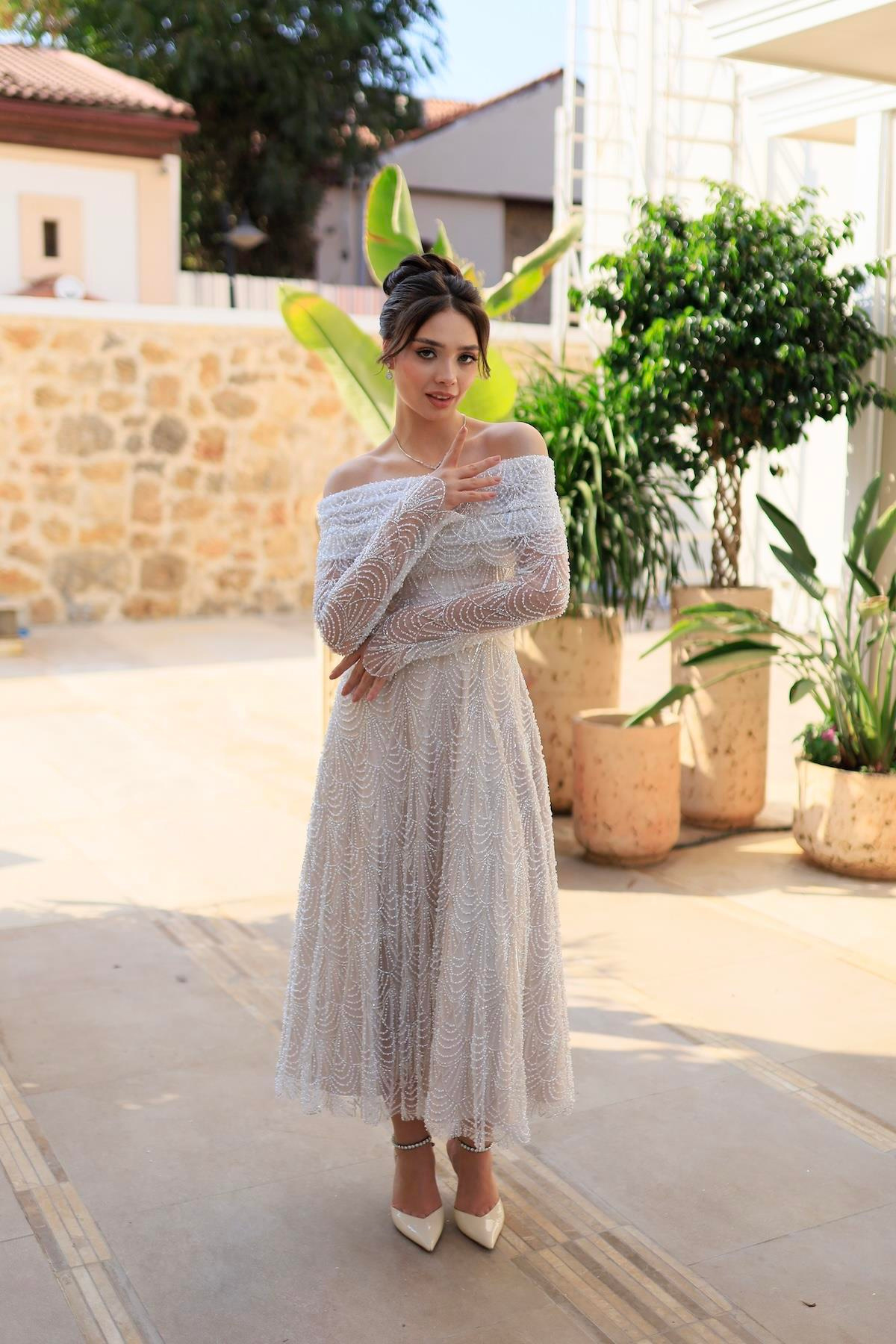 TheElsa | MONICA BOLERO PRENSESBEYAZ ELBİSELERMonica Bolero Prenses Özel Tasarım Dantel Nişan Nikah Elbisesi