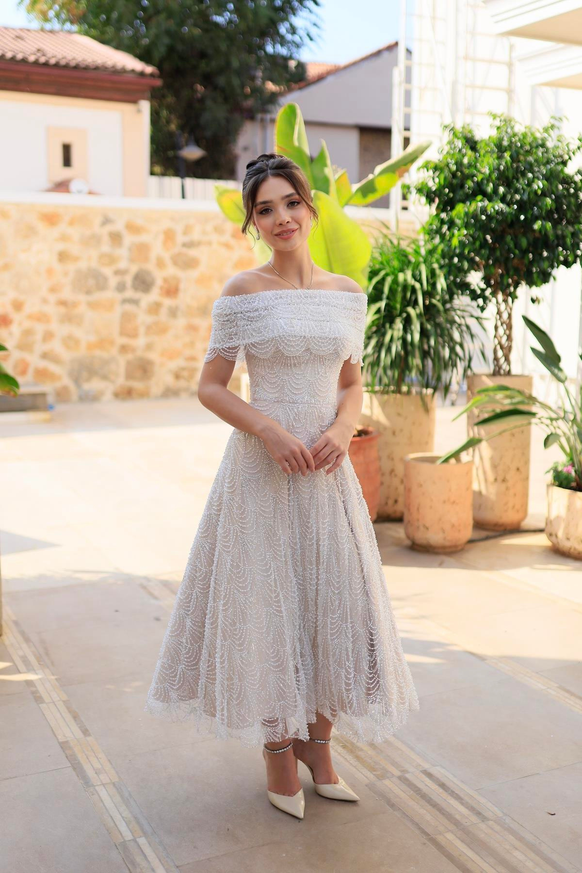 TheElsa | MONICA BOLERO PRENSESBEYAZ ELBİSELERMonica Bolero Prenses Özel Tasarım Dantel Nişan Nikah Elbisesi