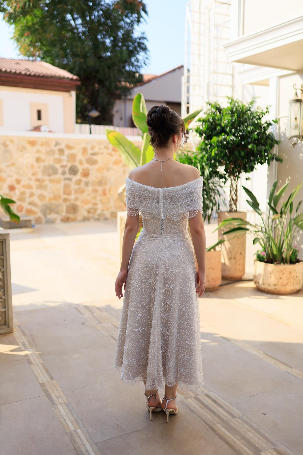 TheElsa | MONICA BOLERO PRENSESBEYAZ ELBİSELERMonica Bolero Prenses Özel Tasarım Dantel Nişan Nikah Elbisesi