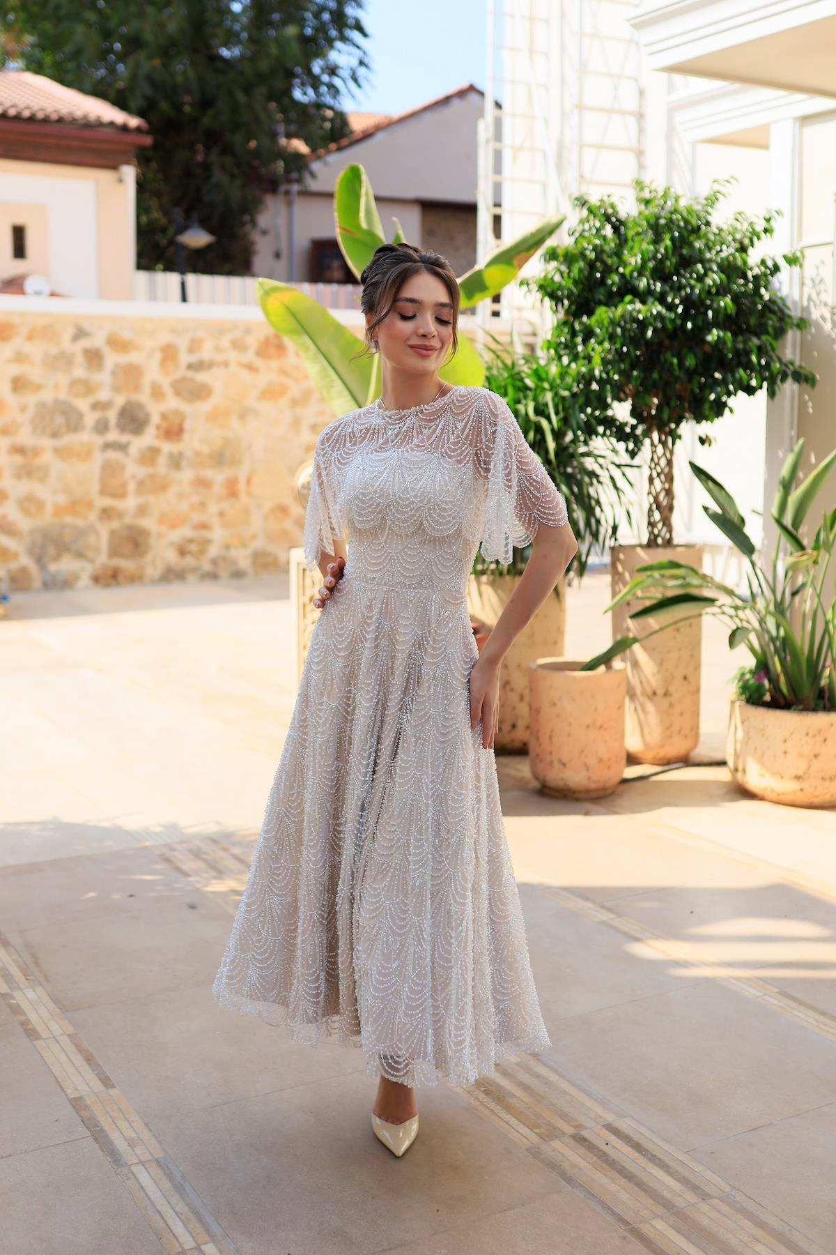 TheElsa | MONICA PELERİN PRENSESBEYAZ ELBİSELERMonica Pelerin Prenses Özel Tasarım Dantel Nişan Nikah Elbisesi