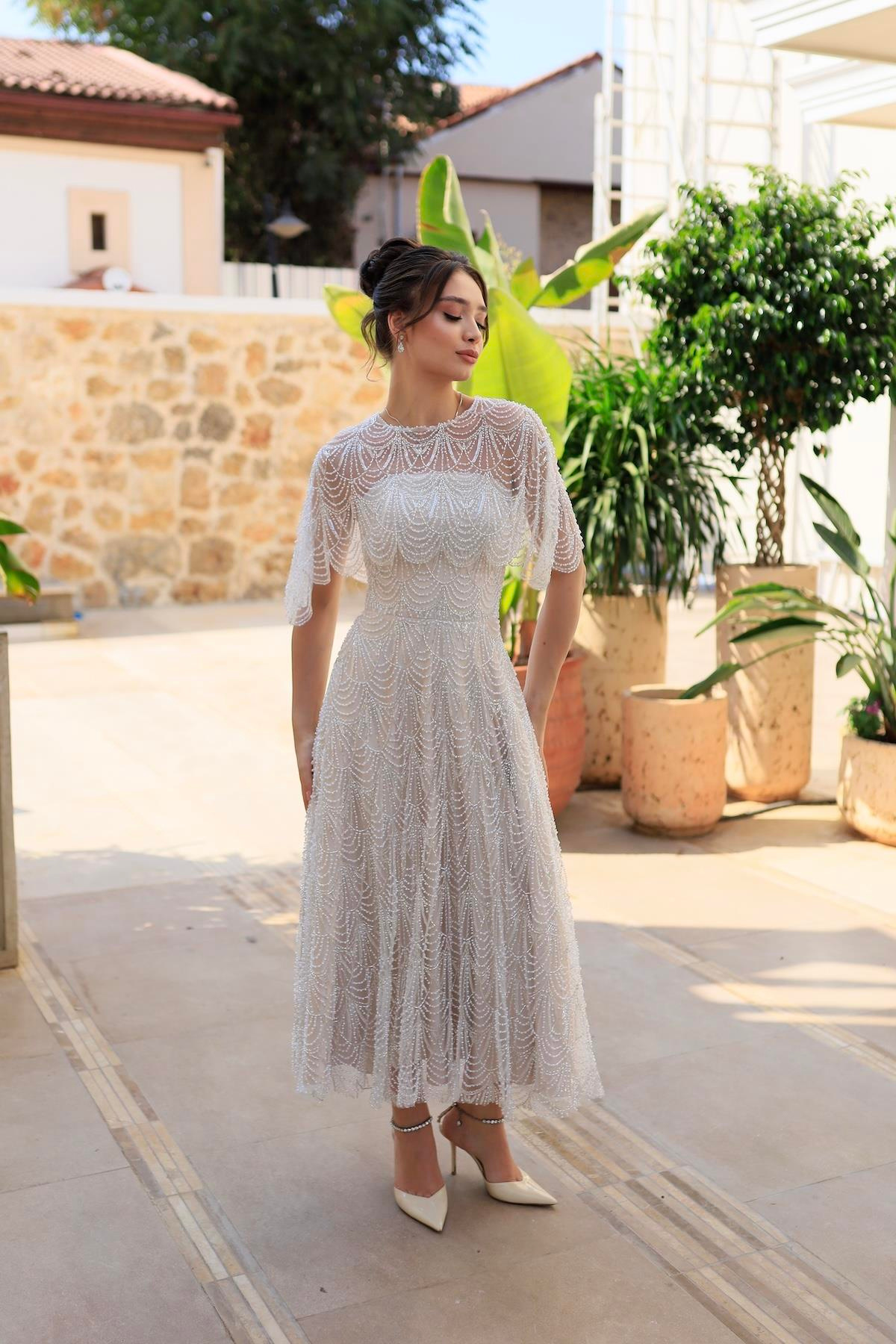 TheElsa | MONICA PELERİN PRENSESBEYAZ ELBİSELERMonica Pelerin Prenses Özel Tasarım Dantel Nişan Nikah Elbisesi