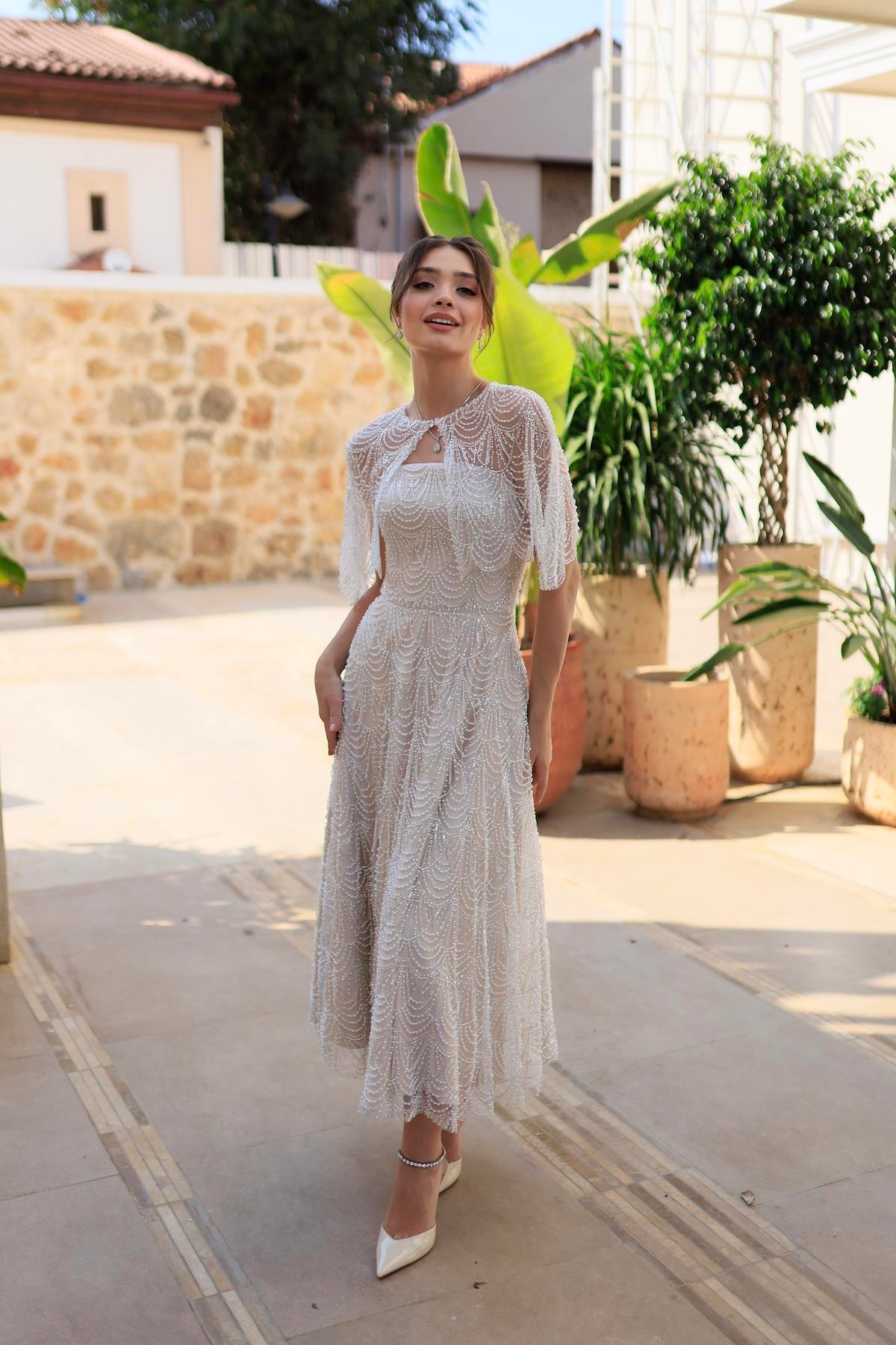 TheElsa | MONICA PELERİN PRENSESBEYAZ ELBİSELERMonica Pelerin Prenses Özel Tasarım Dantel Nişan Nikah Elbisesi