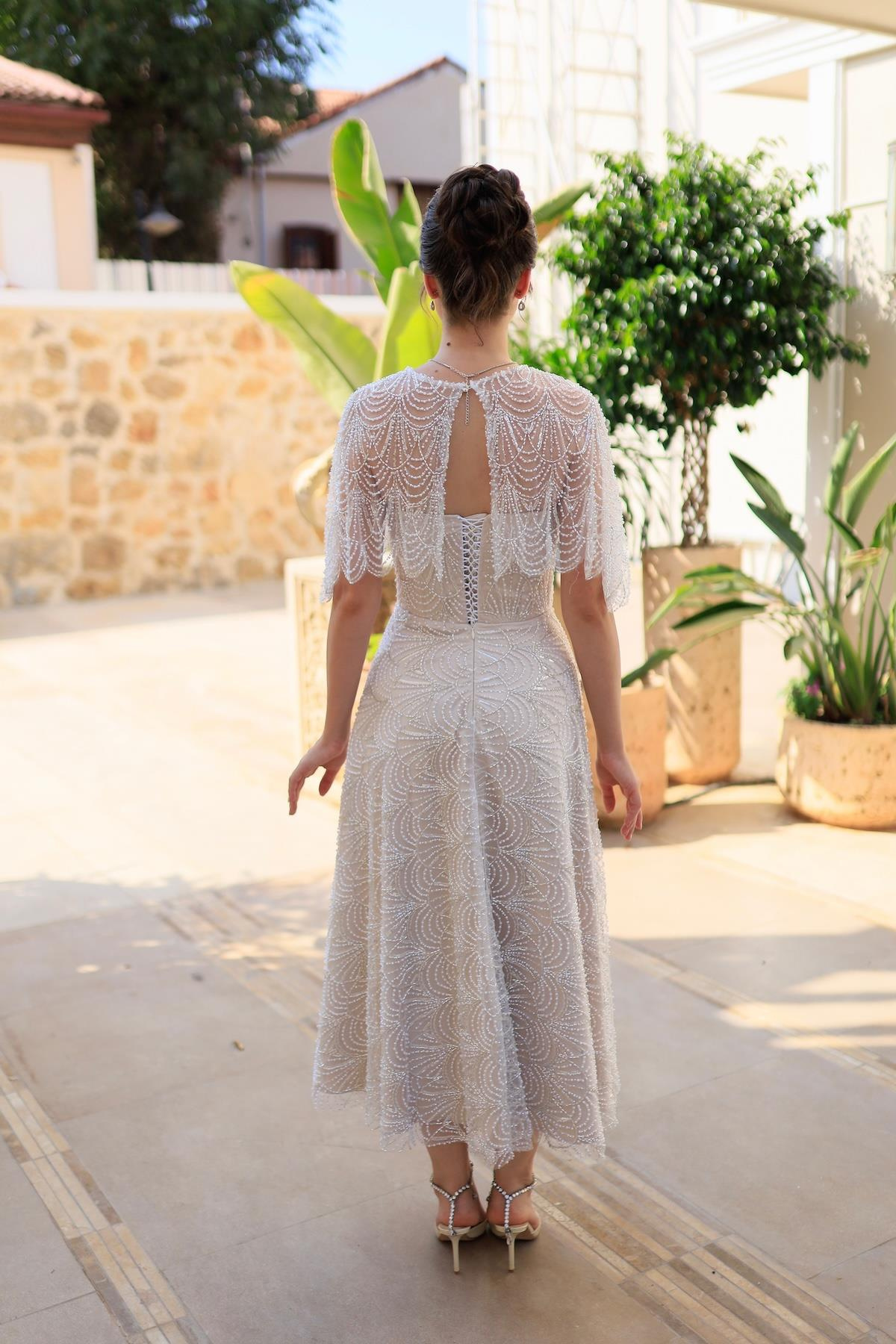 TheElsa | MONICA PELERİN PRENSESBEYAZ ELBİSELERMonica Pelerin Prenses Özel Tasarım Dantel Nişan Nikah Elbisesi