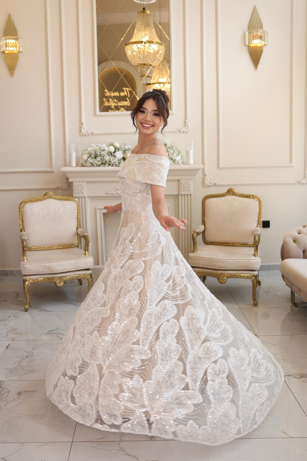 TheElsa | Nadia Prenses Bej Beyaz Maxi Dantel Nikah Nişan Söz ElbisesiBEYAZ DANTEL ELBİSELERNadia Prenses Bej Beyaz Maxi Dantel Nikah Nişan Söz Elbisesi