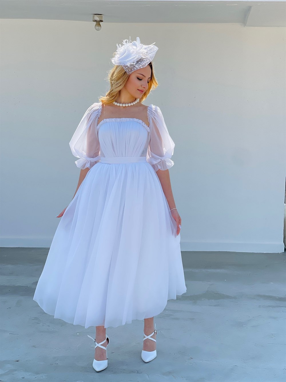 TheElsa | GİYİM | TAKI | Pera Beyaz Özel Tasarım Simli Tül Nikah ElbisesiELBİSEPera Beyaz Özel Tasarım Simli Tül Nikah Elbisesi