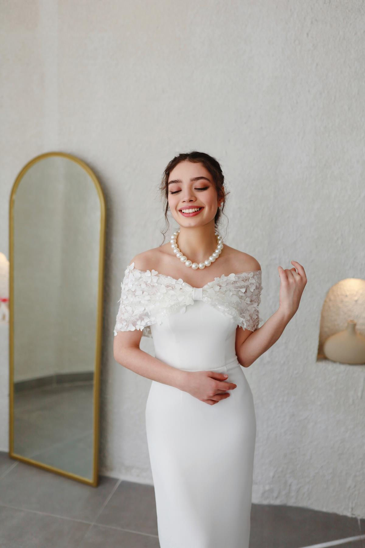 TheElsa | Kişiye Özel Üretim Abiye Elbise | Piraye Beyaz Özel Tasarım Dantel Detaylı Kalem Nikah Nişan ElbisesiÖZEL ÜRETİM ELBİSEPiraye Beyaz Özel Tasarım Dantel Detaylı Kalem Nikah Nişan Elbisesi