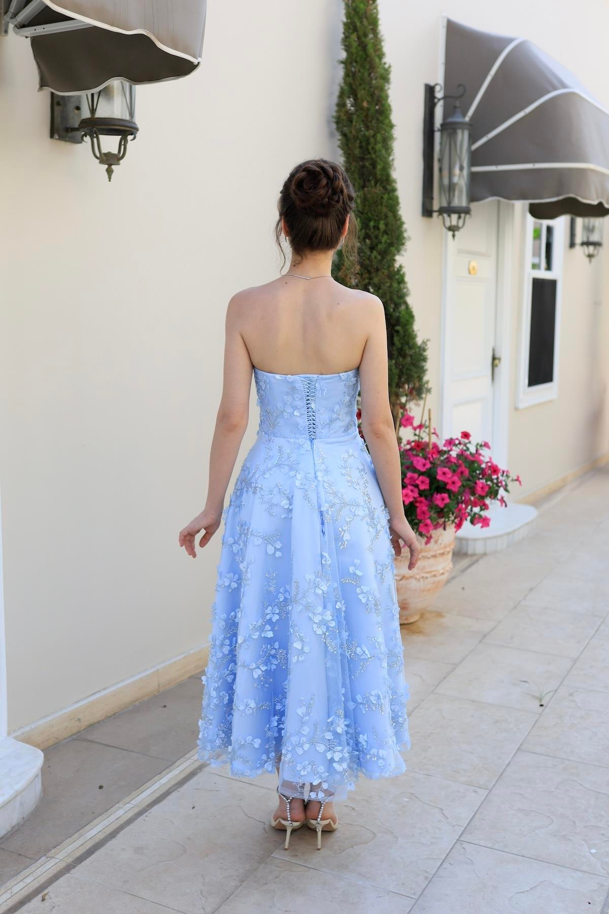 TheElsa | Kişiye Özel Üretim Abiye Elbise | Prenses Lavinya Bebek Mavi Çiçekli Özel Tasarım Dantel Abiye ElbiseDANTEL ELBİSELERPrincess Lavinya Baby Blue Floral Special Design Lace Evening Dress
