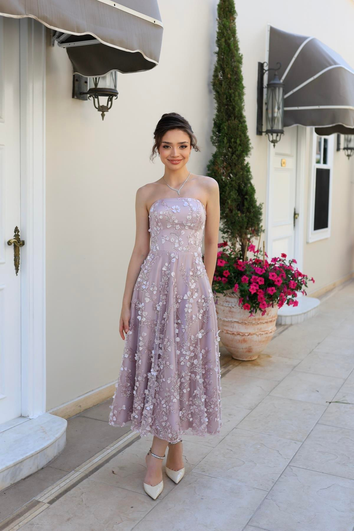 TheElsa | Kişiye Özel Üretim Abiye Elbise | Prenses Lavinya Pudra Çiçekli Özel Tasarım Dantel Abiye ElbiseÖZEL ÜRETİM ELBİSEPrincess Lavinya Powder Floral Special Design Lace Evening Dress