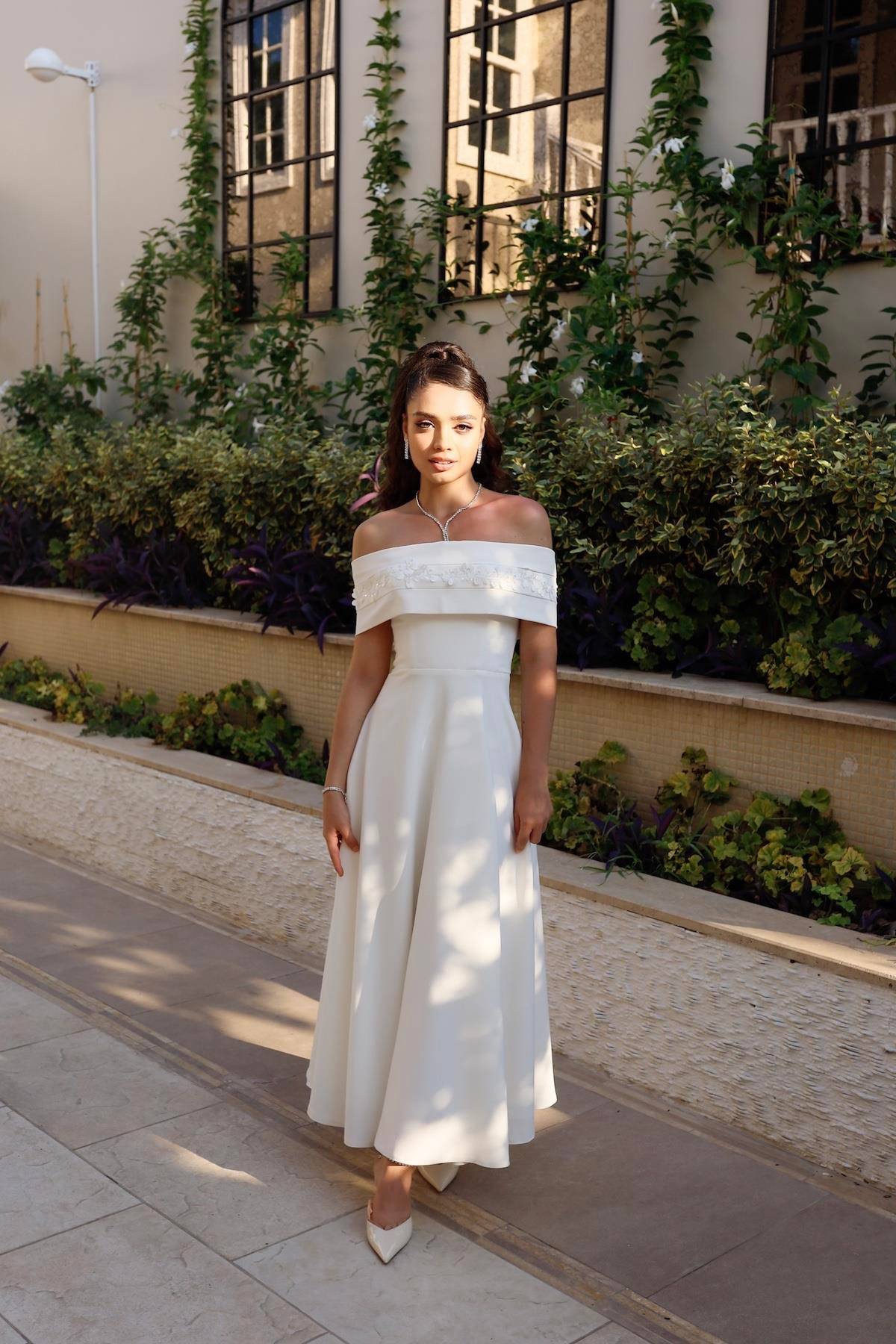 TheElsa | Kişiye Özel Üretim Abiye Elbiseler | Prenses Leyla Beyaz Özel Tasarım Dantel Abiye ElbiseBEYAZ ELBİSELERPrincess Leyla White Special Design Lace Evening Dress