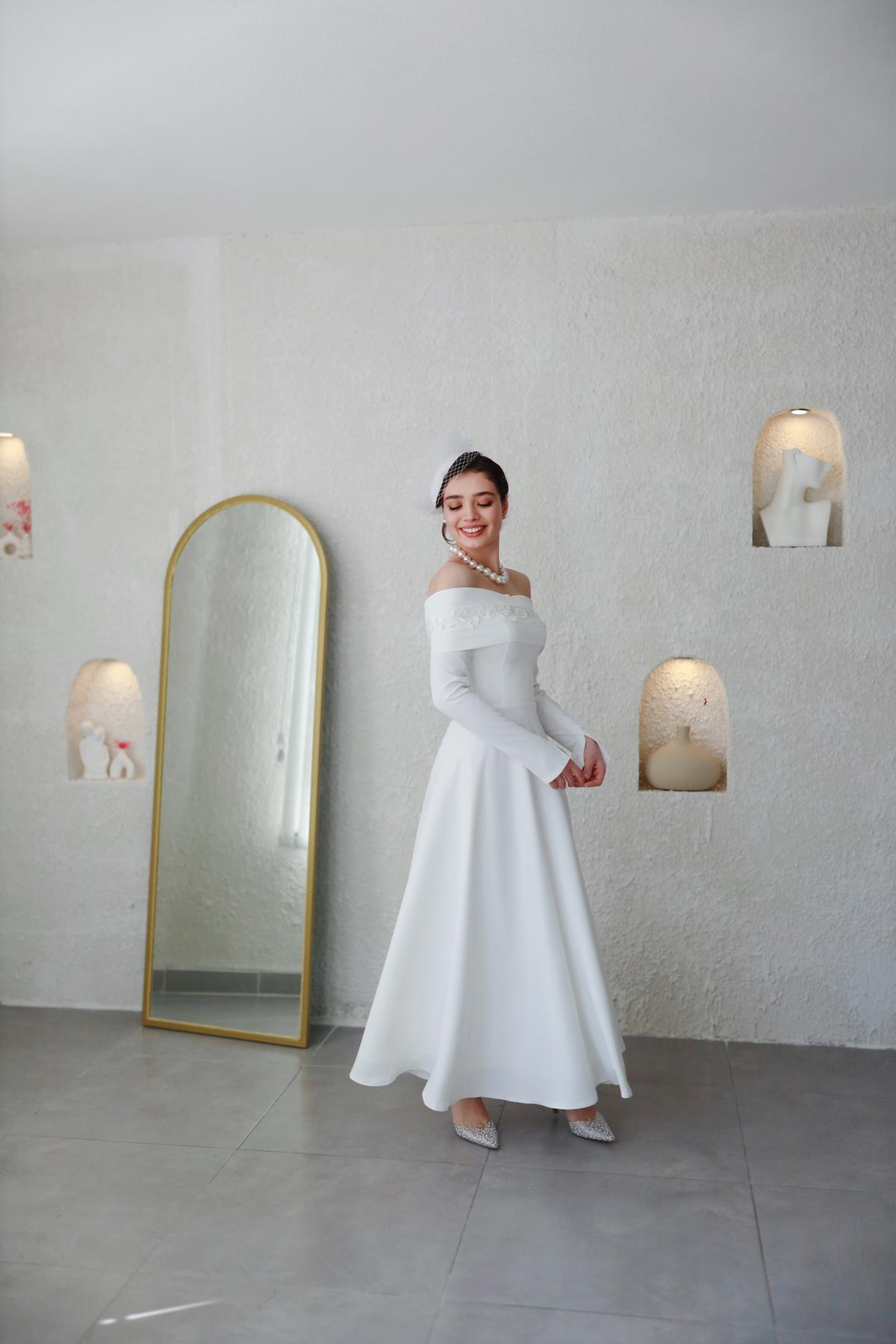 TheElsa | Kişiye Özel Üretim Abiye Elbiseler | Prenses Leyla Beyaz Özel Tasarım Dantel Abiye ElbiseBEYAZ ELBİSELERPrenses Leyla Beyaz Özel Tasarım Dantel Abiye Elbise