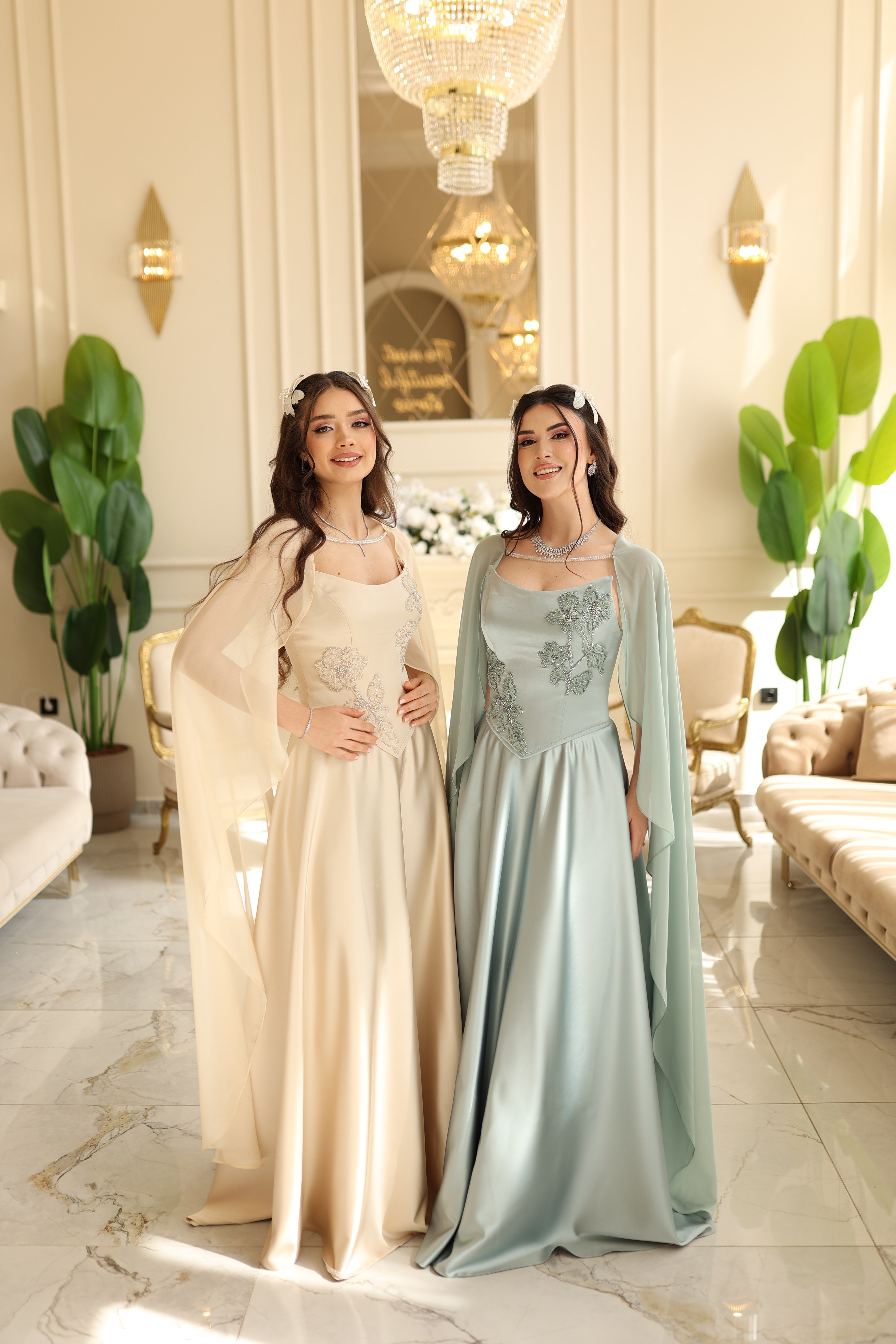 TheElsa | Serena Bej Prenses Şifon Şal SADE ELBİSELERSerena Bej Prenses Şifon Şal Korseli Uzun Saten Nişan Davet Elbisesi