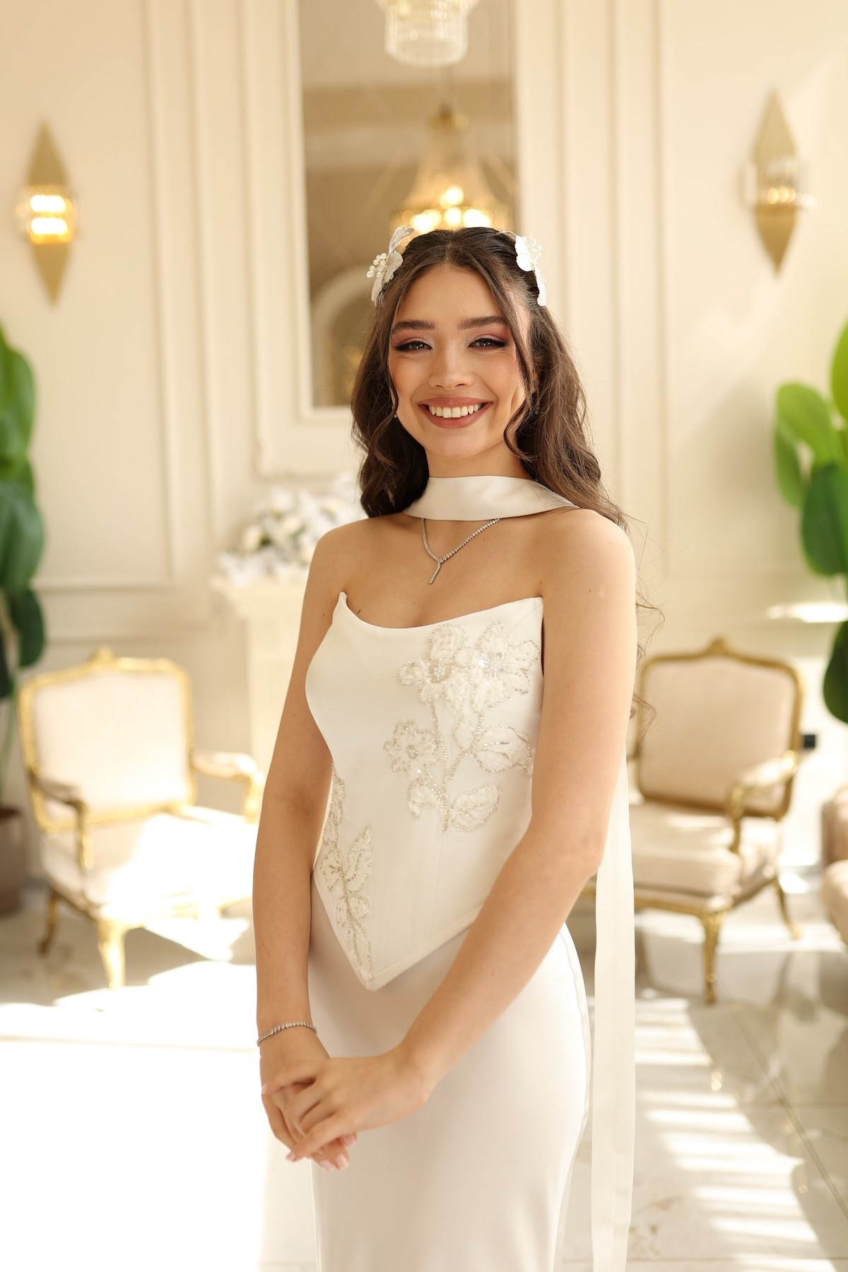 TheElsa |SERENA BEYAZ BALIKBEYAZ ELBİSELERSerena Beyaz Balık Korseli Uzun Saten Nişan Davet Elbisesi