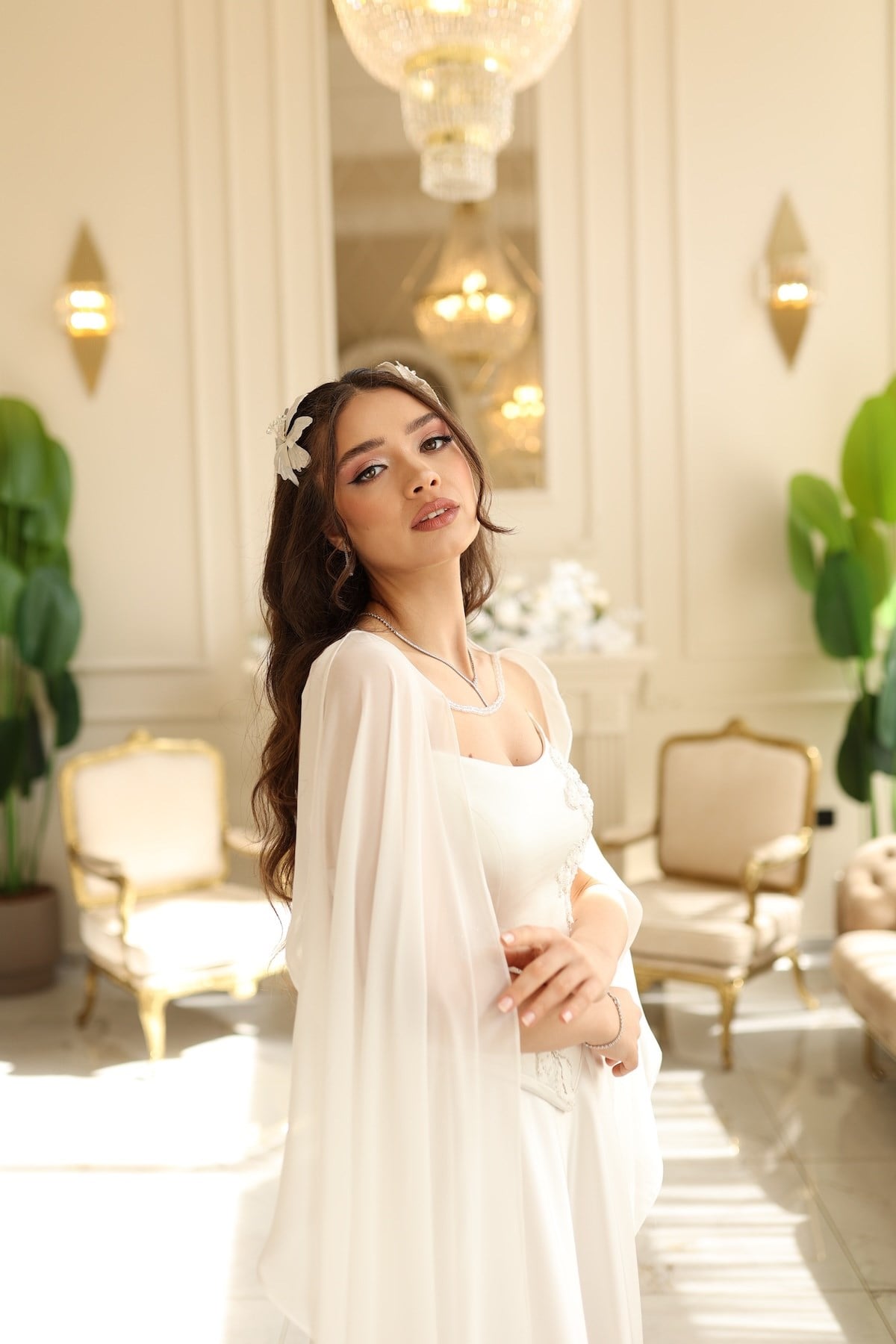 TheElsa | Serena Beyaz Prenses Şifon ŞalSADE ELBİSELERSerena Beyaz Prenses Şifon Şal Korseli Uzun Saten Nişan Davet Elbisesi