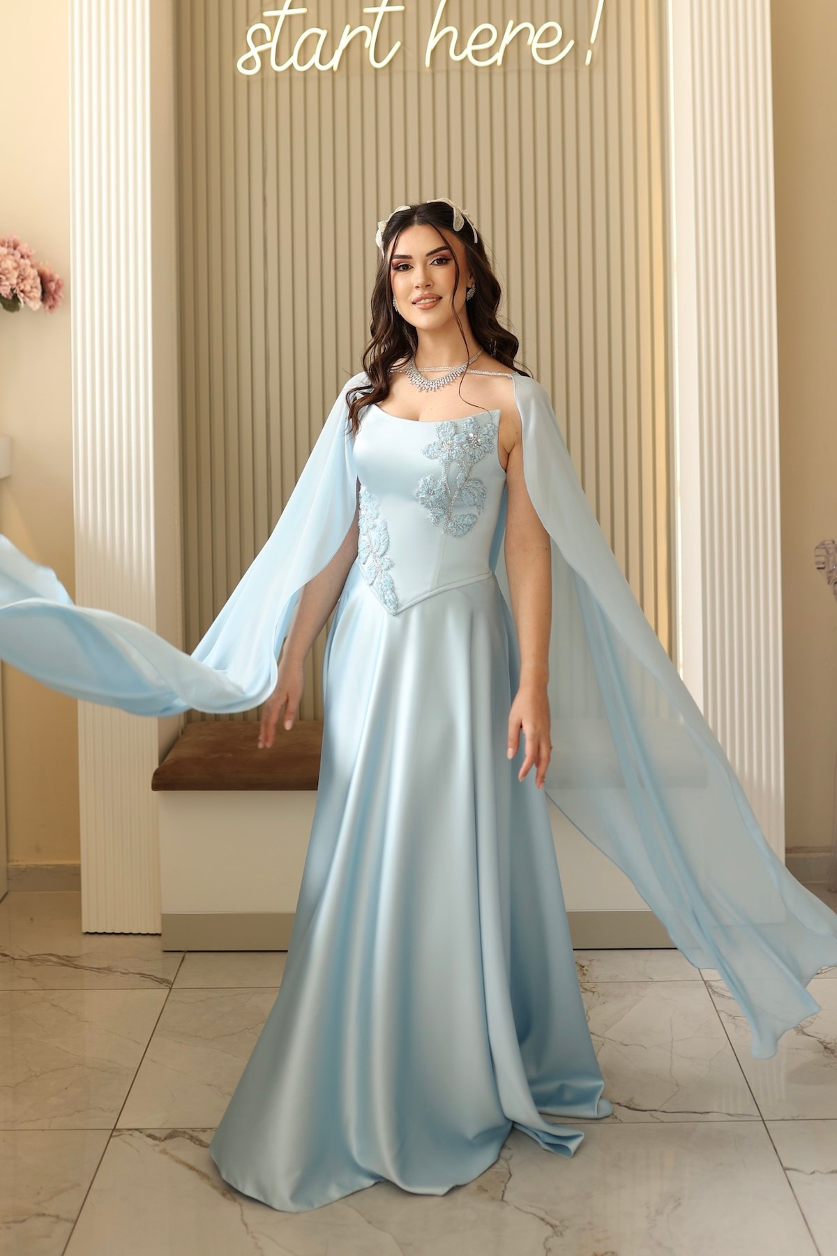 TheElsa | Serena Mavi Şifon Şal Prenses SADE ELBİSELERSerena Mavi Şifon Şal Prenses Korseli Uzun Saten Nişan Davet Elbisesi