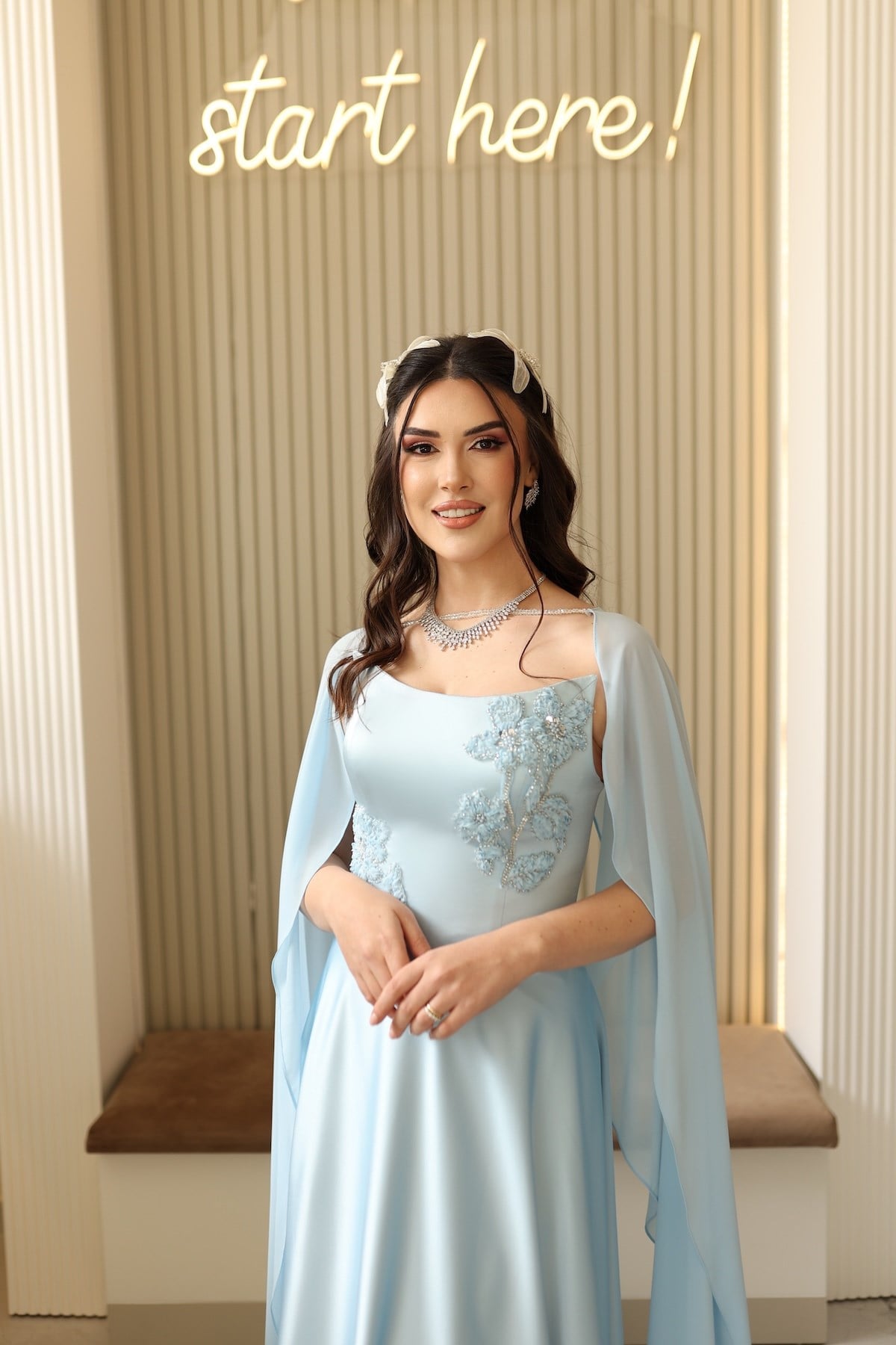 TheElsa | Serena Mavi Şifon Şal Prenses SADE ELBİSELERSerena Mavi Şifon Şal Prenses Korseli Uzun Saten Nişan Davet Elbisesi