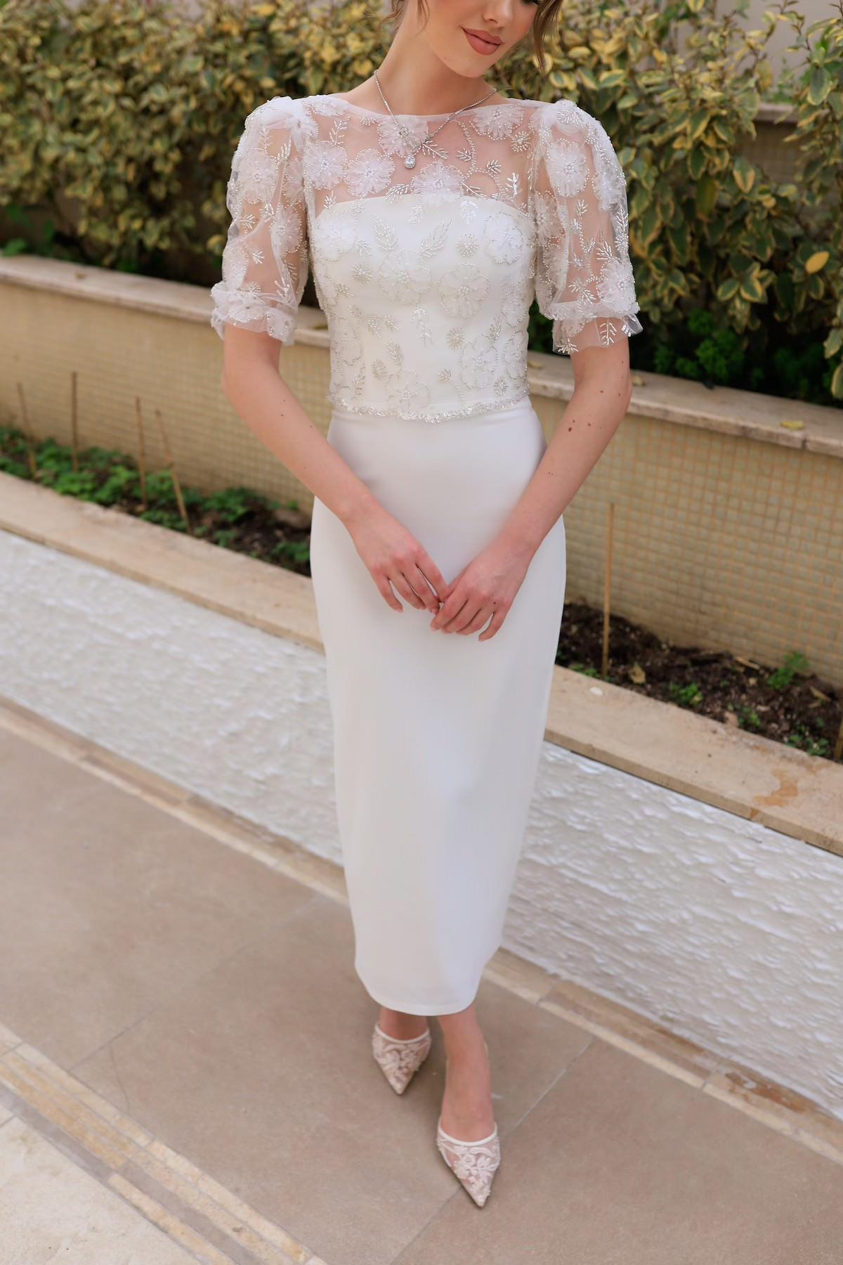 TheElsa | | Sienna Beyaz Özel Tasarım Dantel Detaylı Kalem Nikah Nişan ElbisesiBEYAZ ELBİSELERSienna Beyaz Özel Tasarım Dantel Detaylı Kalem Nikah Nişan Elbisesi