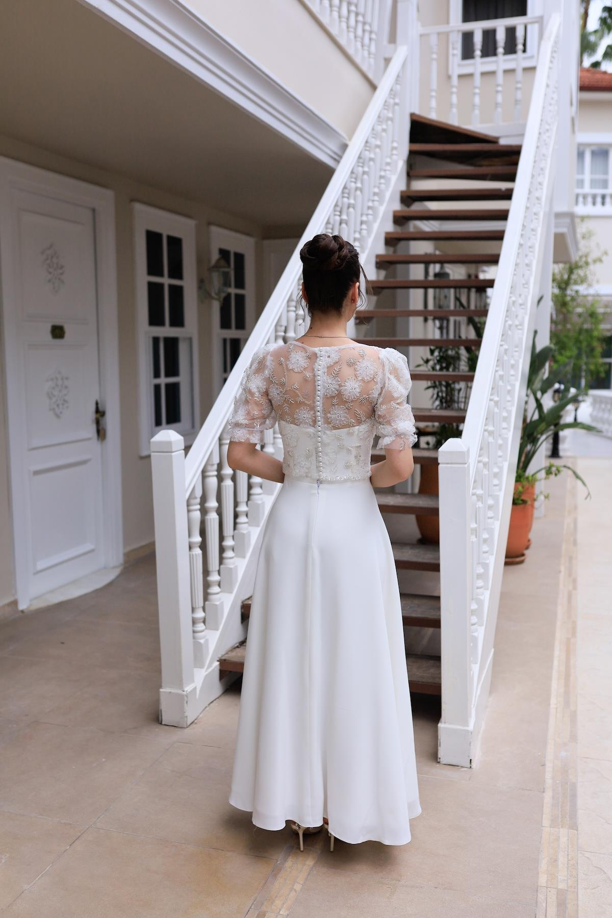 TheElsa | | Sienna Prenses Beyaz Özel Tasarım Dantel Detaylı Nikah Nişan ElbisesiDANTEL ELBİSELERSienna Prenses Beyaz Özel Tasarım Dantel Detaylı Nikah Nişan Elbisesi