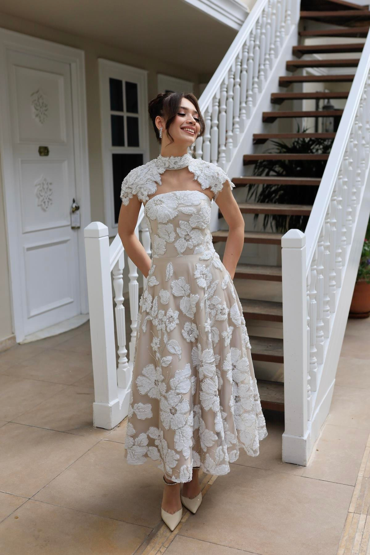 TheElsa | SINDIRELLA PRENSES APOLETSİNDİRELLA COLLECTİONSindirella Apolet Prenses Beyaz Çiçekli Özel Tasarım Dantel Abiye Elbise
