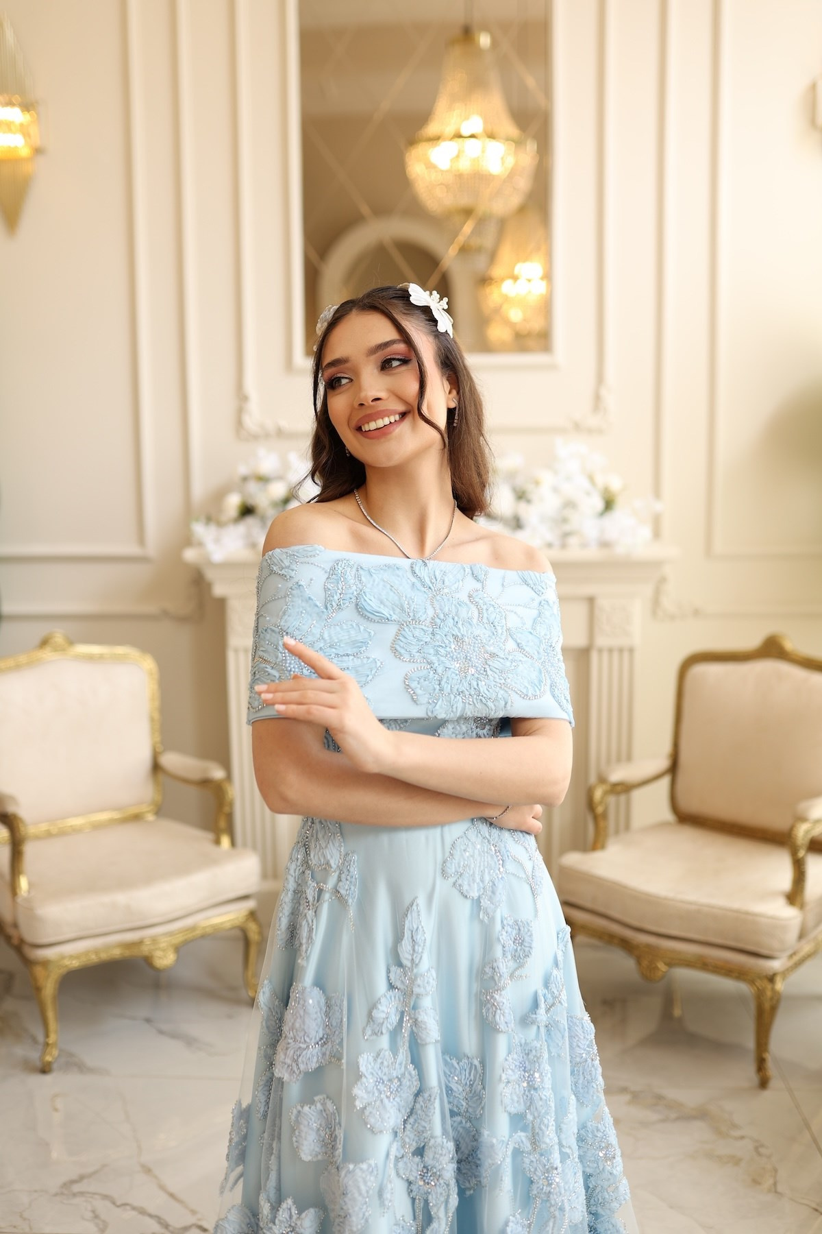 TheElsa | Sindirella Prenses Mavi Maxi RENKLİ DANTEL ELBİSELERSindirella Prenses Mavi Maxi Saten Bolero Çiçekli Özel Tasarım Dantel Abiye Elbise