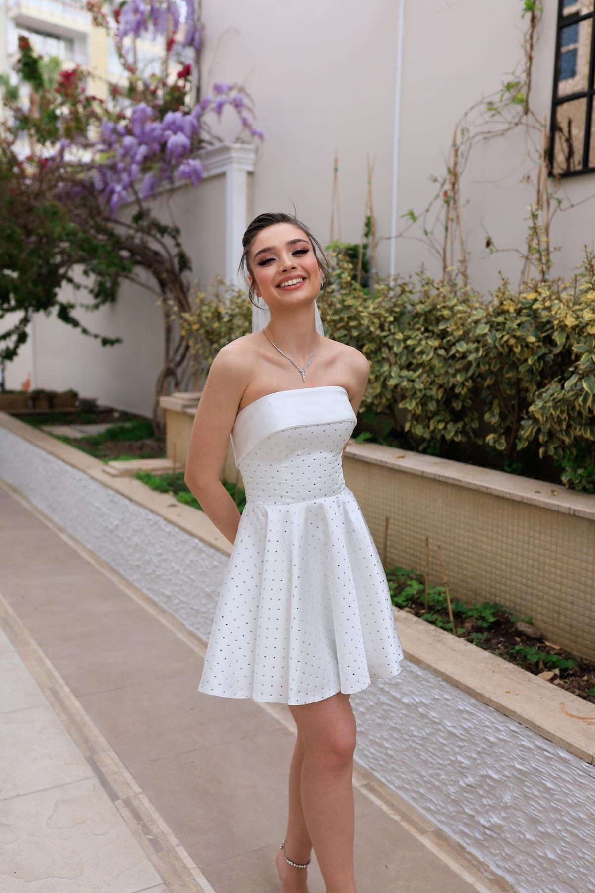 TheElsa | AFTER | Soprano Mini Taşlı After Parti Tasarım ElbiseAFTER KOLEKSİYONUSoprano Mini Taşlı After Parti Tasarım Elbise