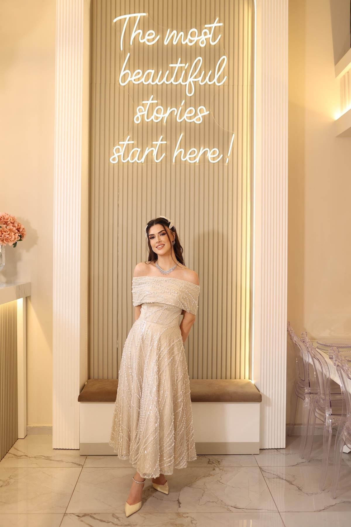 TheElsa | TİARA PRENSESBEYAZ DANTEL ELBİSELERTiara İnci Prenses Beyaz Dantel Nişan Nikah Elbise