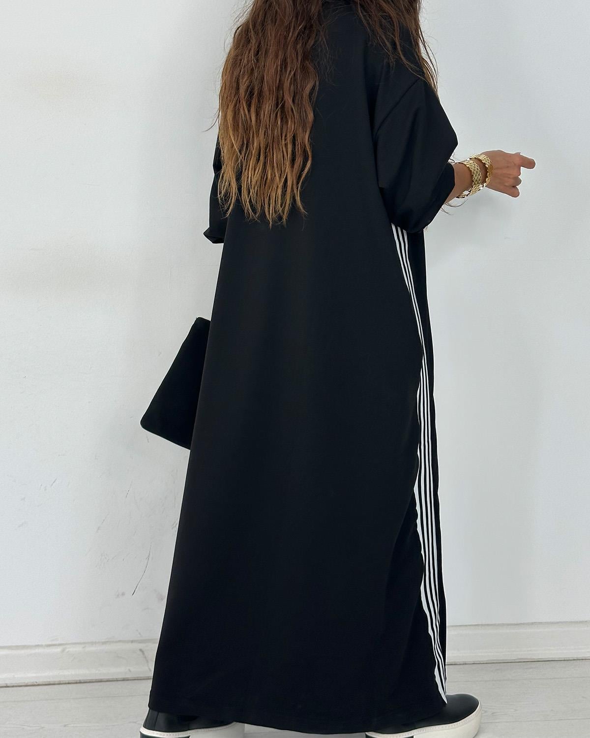 Adora Elbise