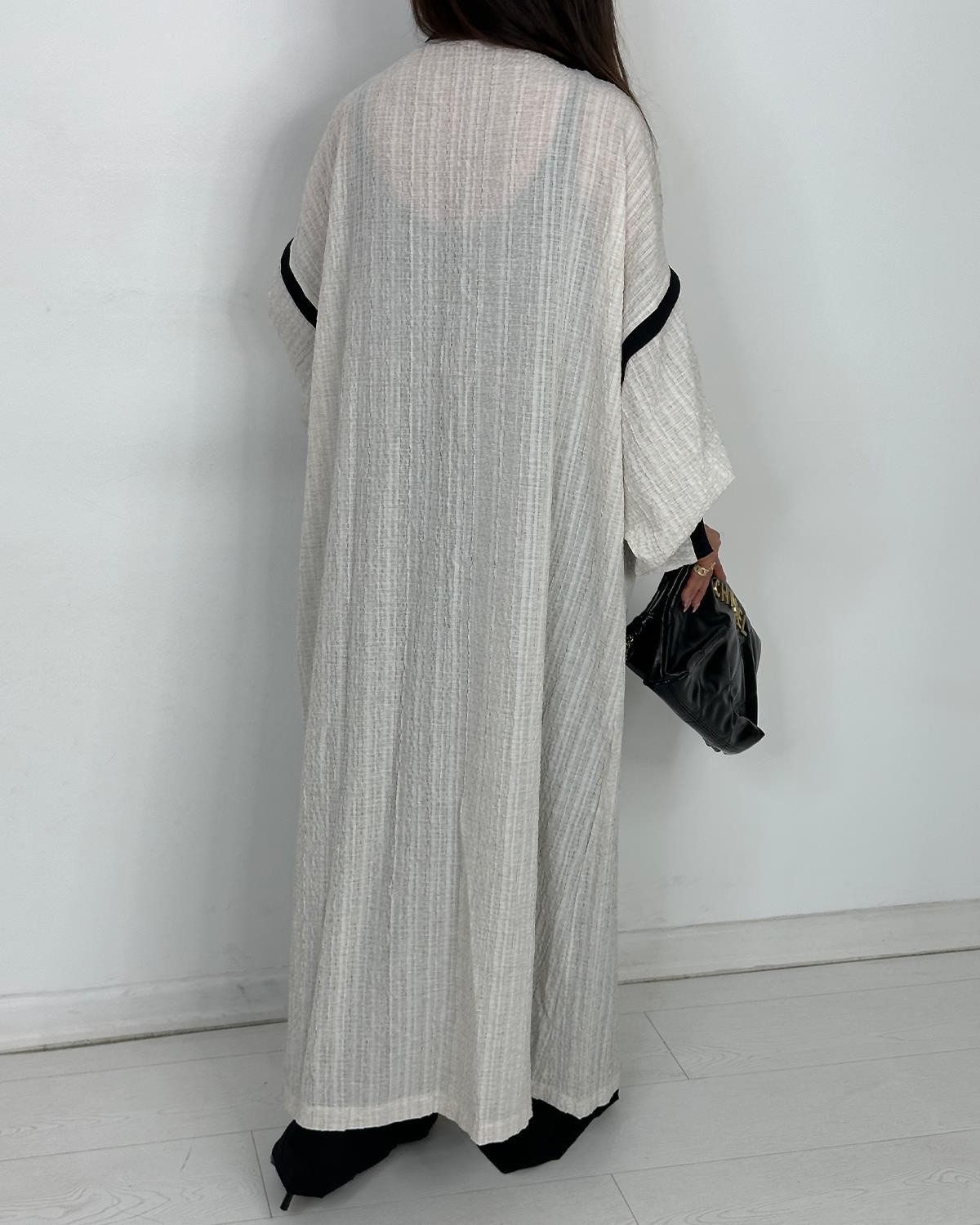 Ekru Siyah Şerit Kimono