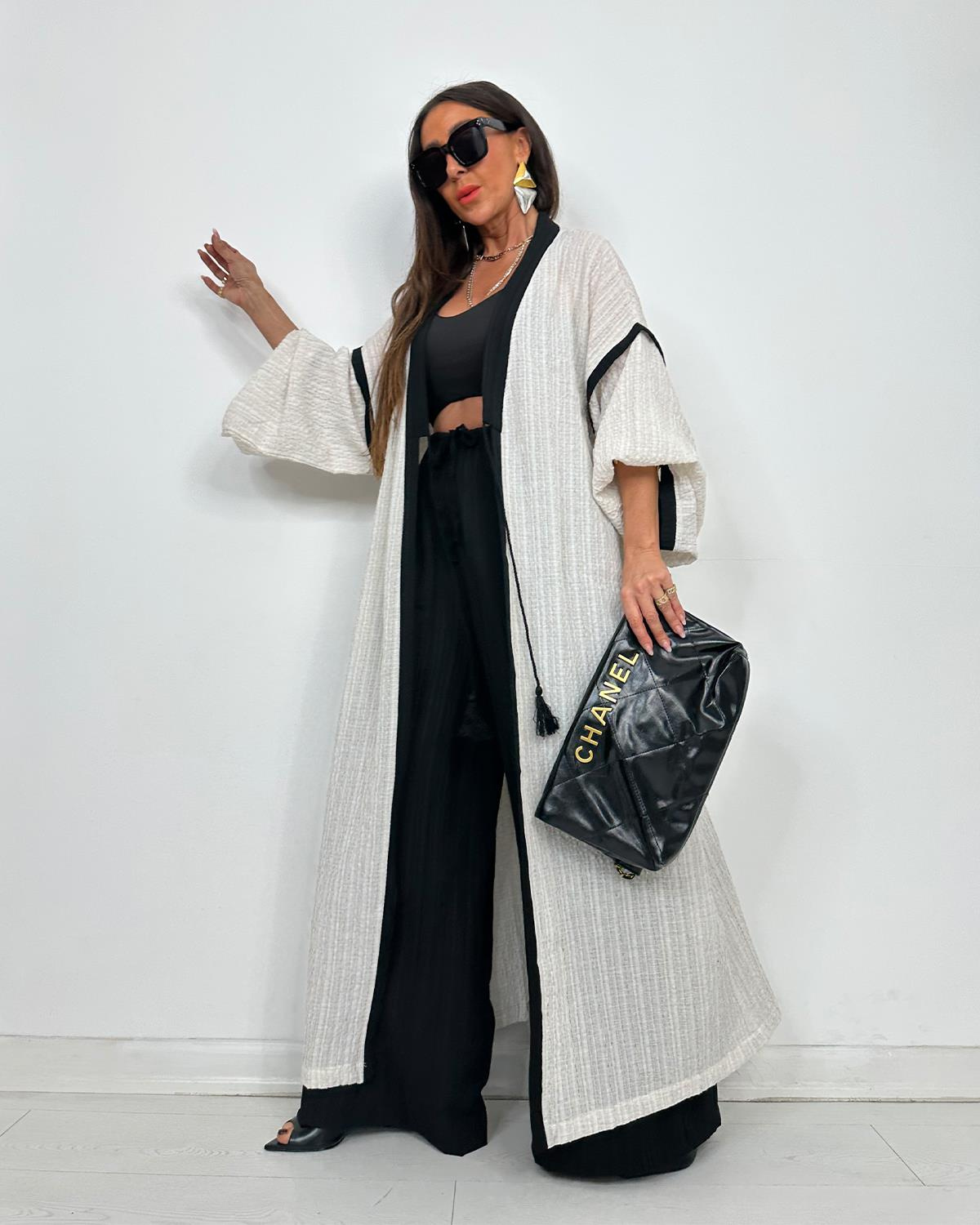 Ekru Siyah Şerit Kimono