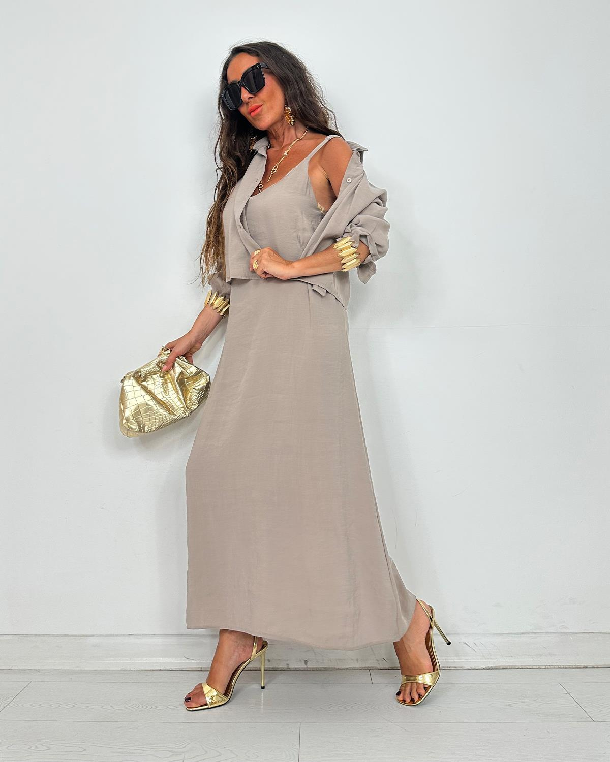 Elbiseli Takım