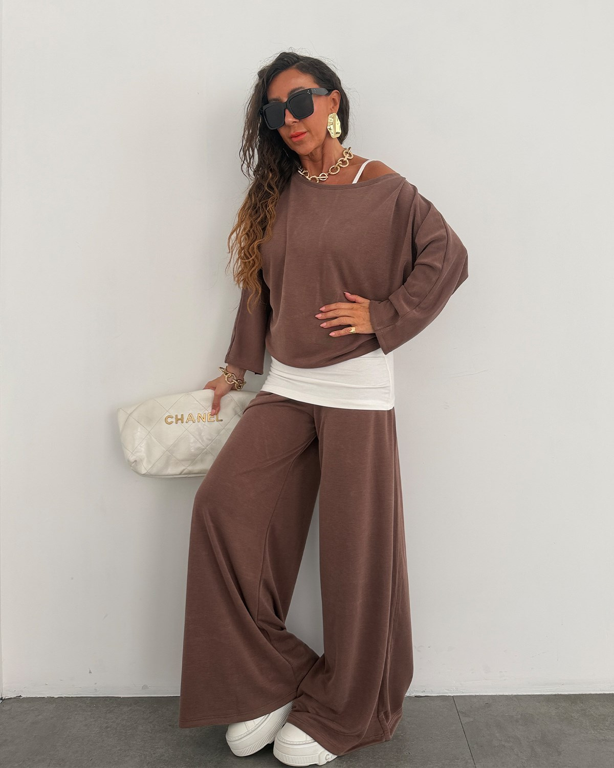 Frida Beyaz Atletli Üçlü Takım Kahve