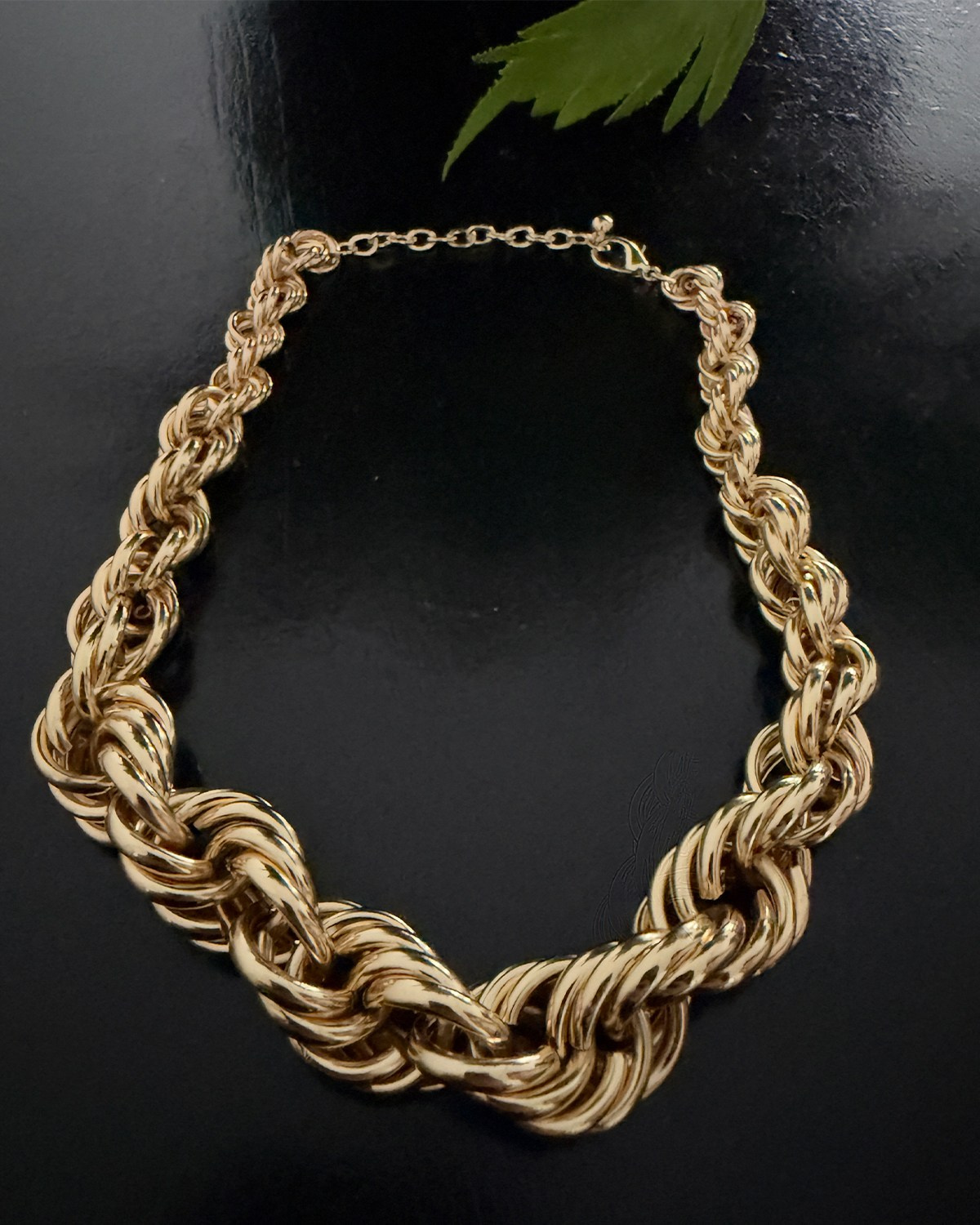 Hugo Kolye Gold