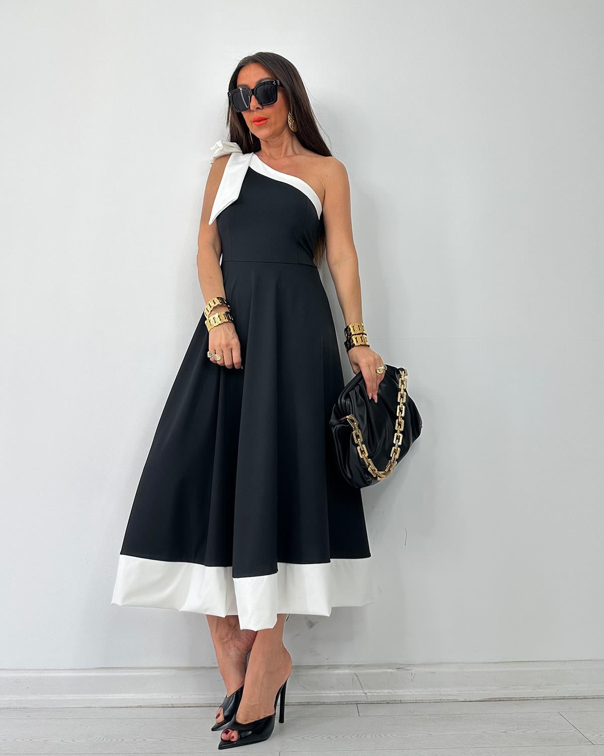 Lady Elbise