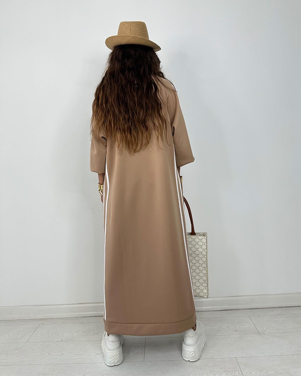 Matiias Elbise Camel
