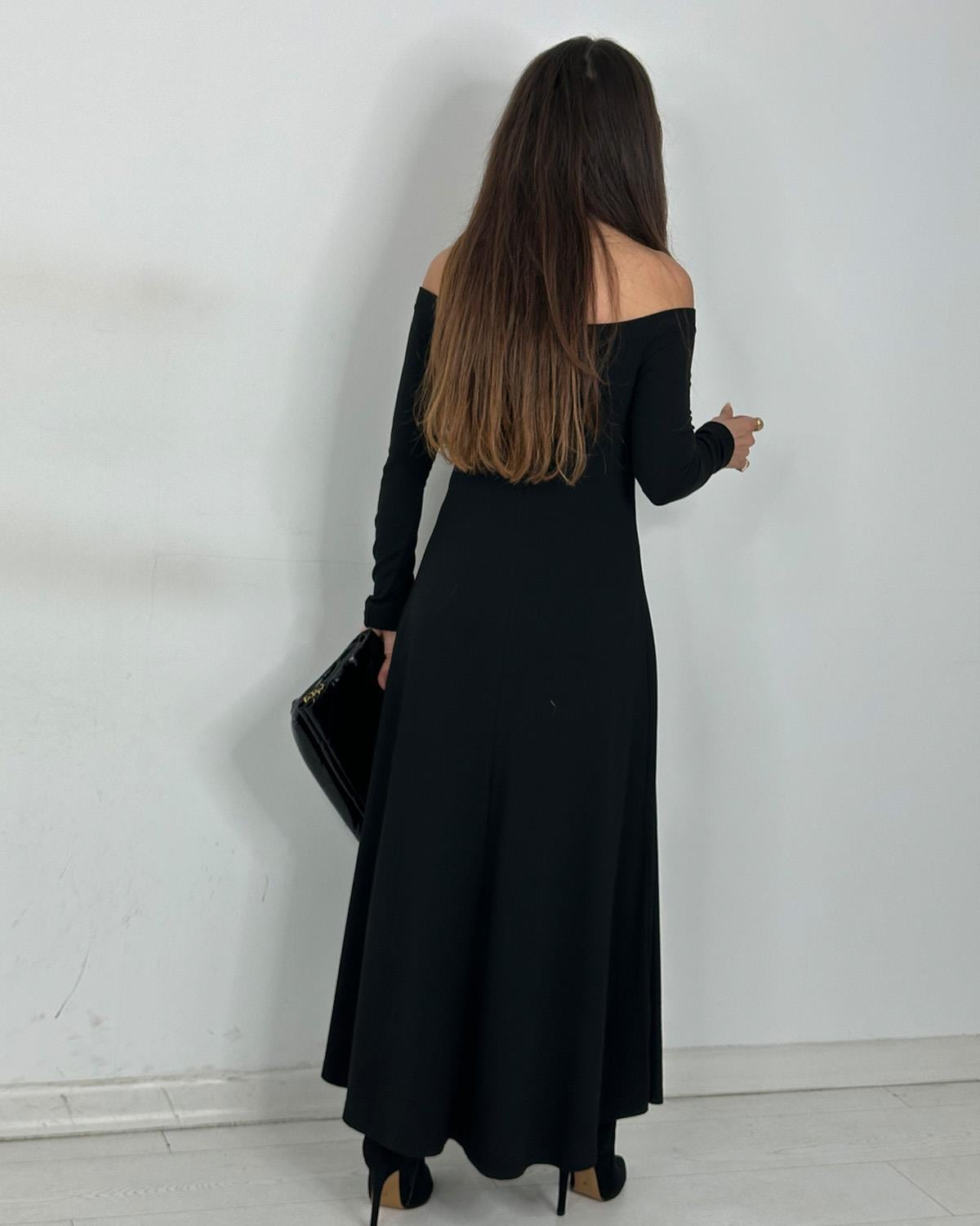 Modelas Elbise Siyah