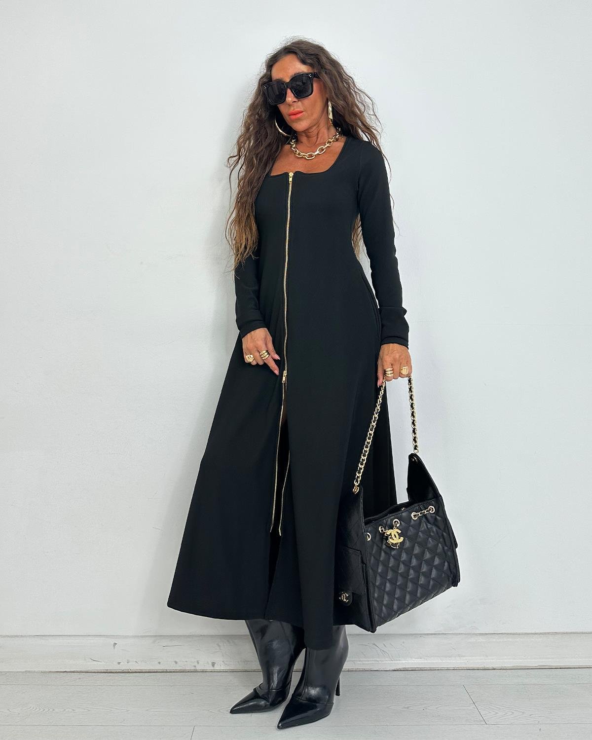 Nosa Elbise